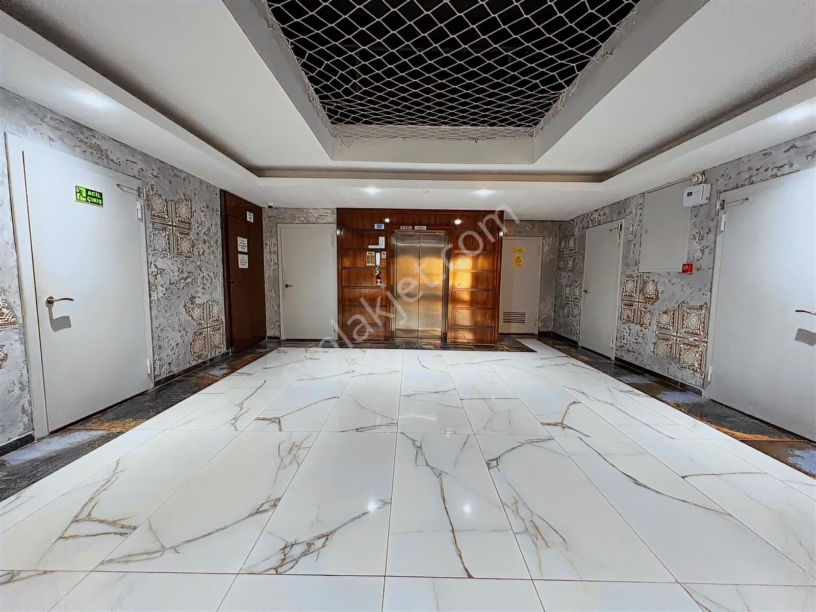 Batıkent Cıty Lıfe Sitesinde 4+1 Eşyasız Kiralık Daire - Görsel 12