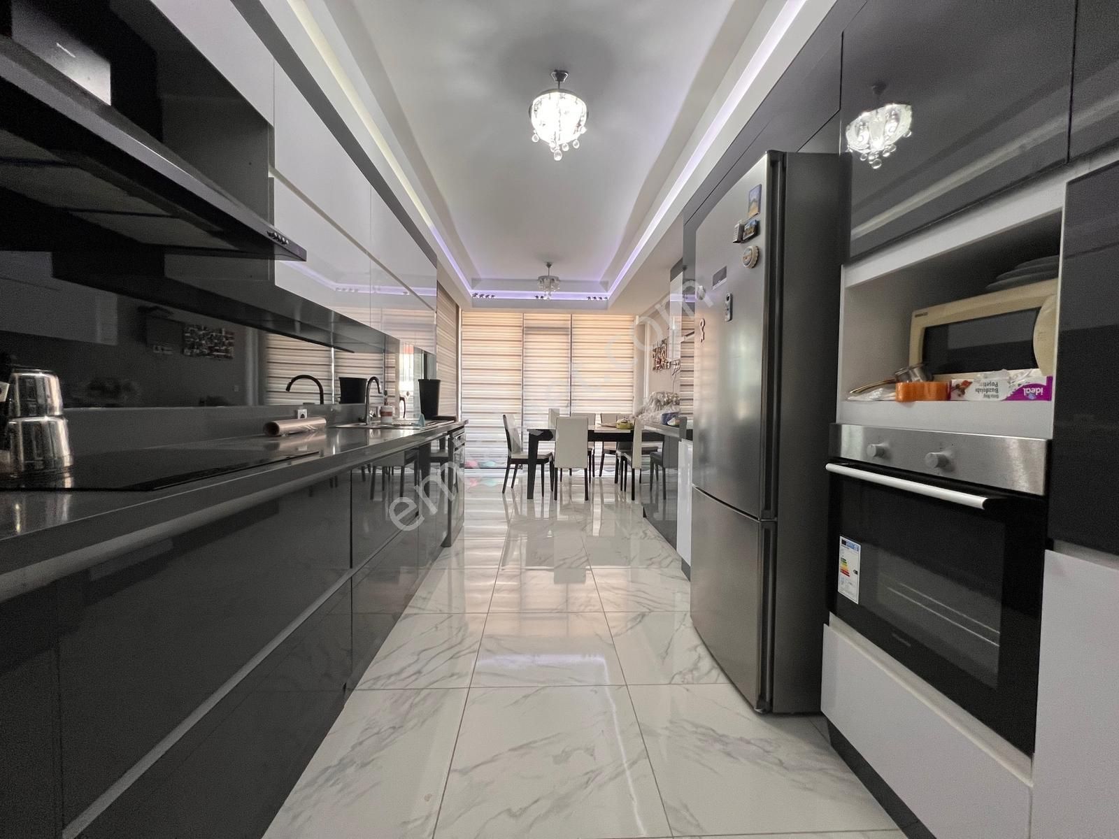 Batıkent Cıty Lıfe Sitesinde 4+1 Eşyasız Kiralık Daire - Görsel 25