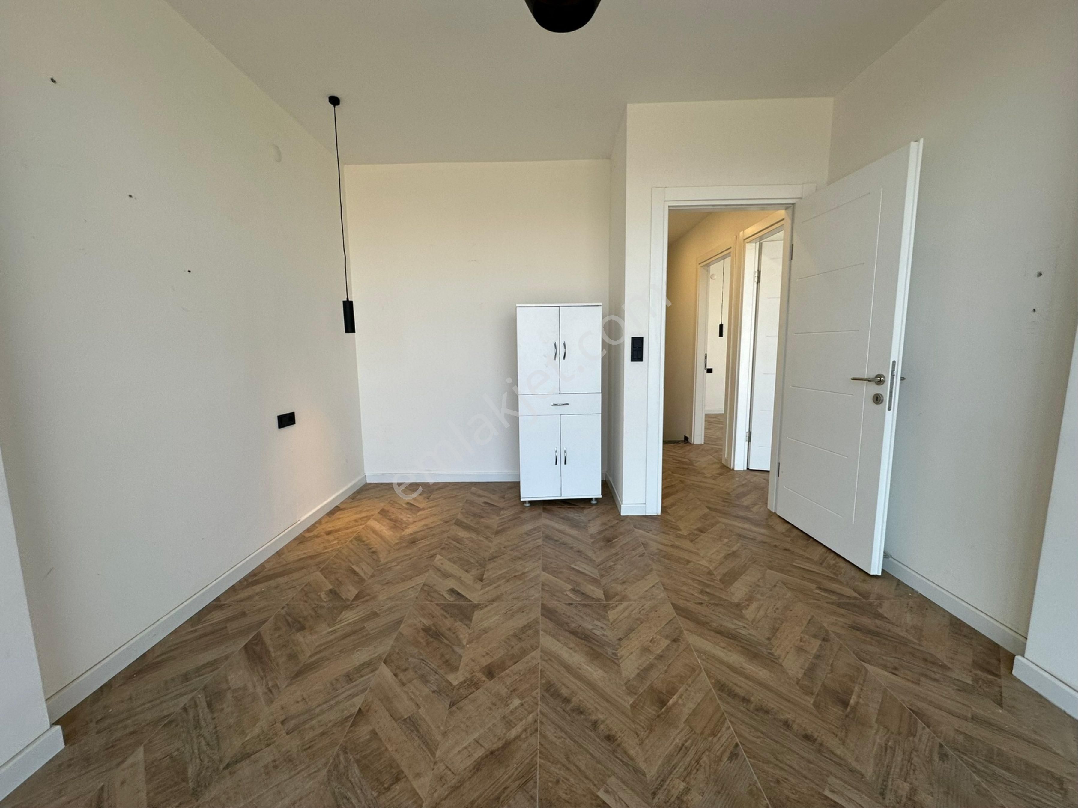 Didimde 3+1 Yerden Isıtmalı Havuzlu Köşe Bahçeli Villa - Görsel 10