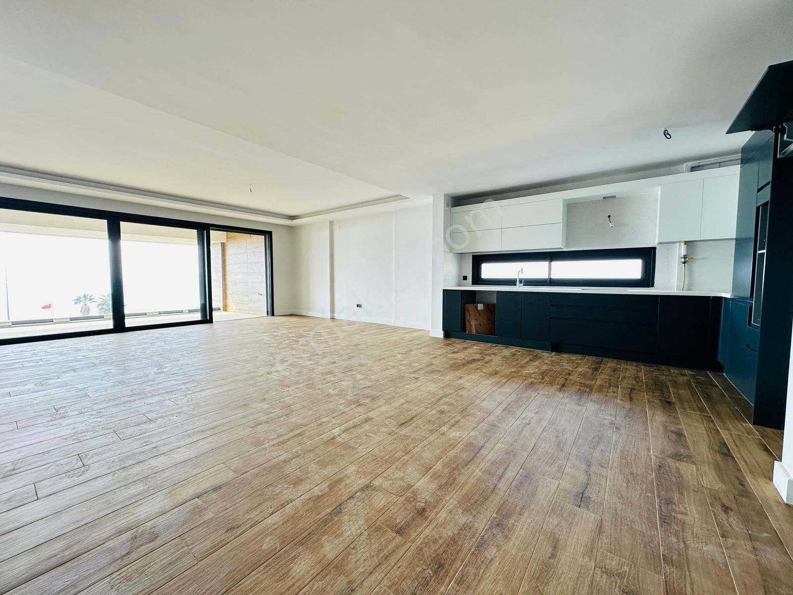 Eviz Panorama Full Deniz Manzara Sıfır 3+1 Ara Kat Daire Satılık - Görsel 4