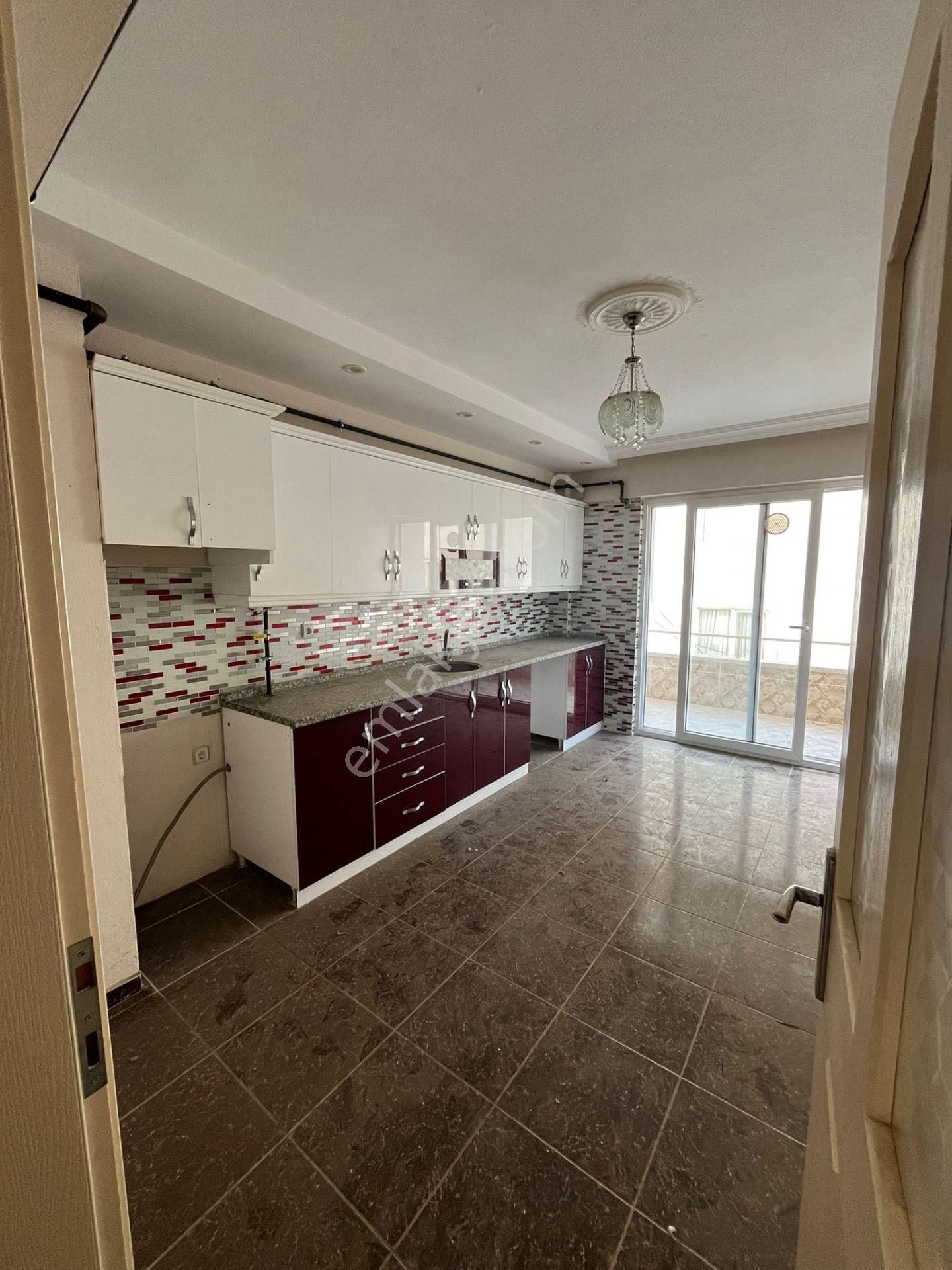 Tetik Emlak’tan Aydoğdu Mahallesinde 3+1 Satılık Daire