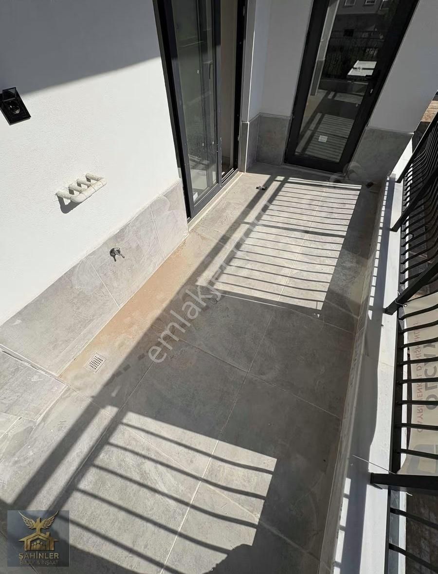 Aydoğmuş'da Havuzlu Site İçerisinde Katta Sıfır 2+1 100m2 Daire - Görsel 20