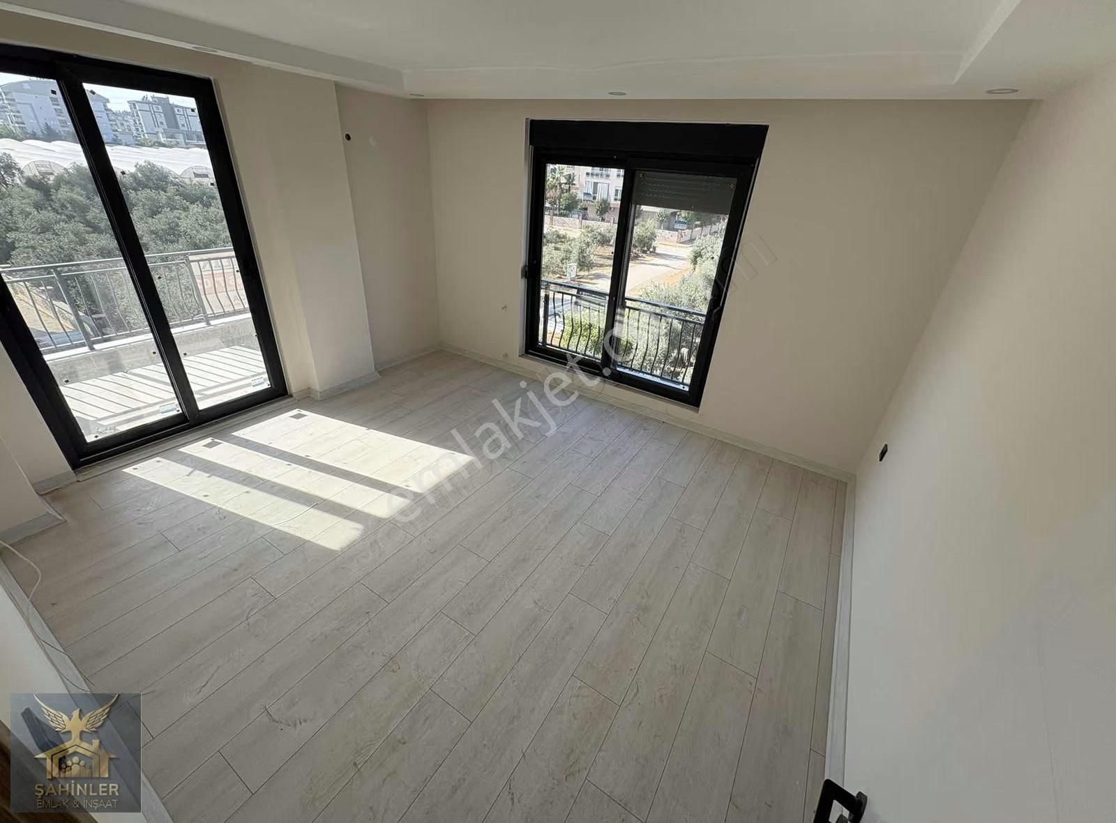 Aydoğmuş'da Havuzlu Site İçerisinde Katta Sıfır 2+1 100m2 Daire - Görsel 6