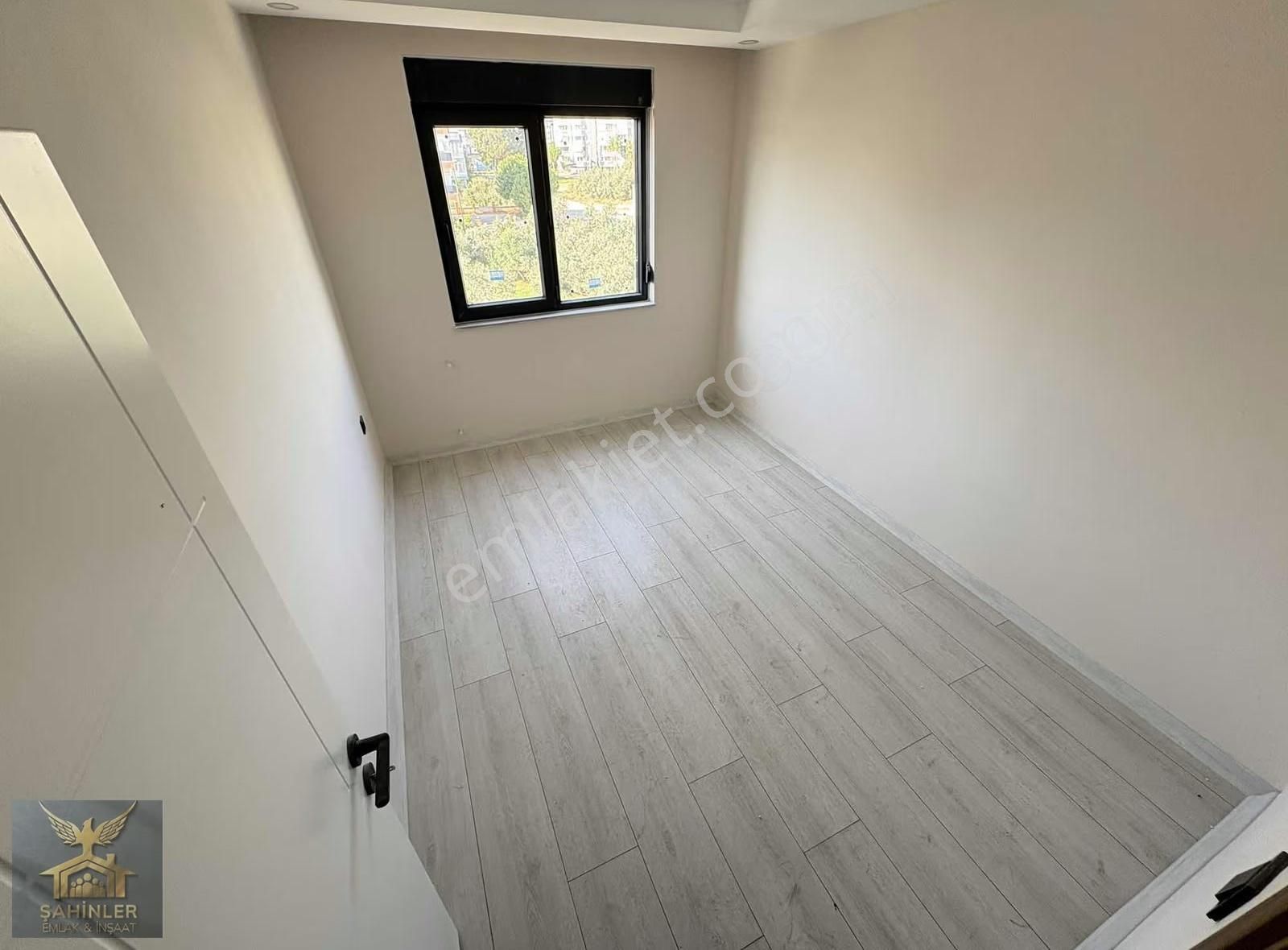 Aydoğmuş'da Havuzlu Site İçerisinde Katta Sıfır 2+1 100m2 Daire - Görsel 18