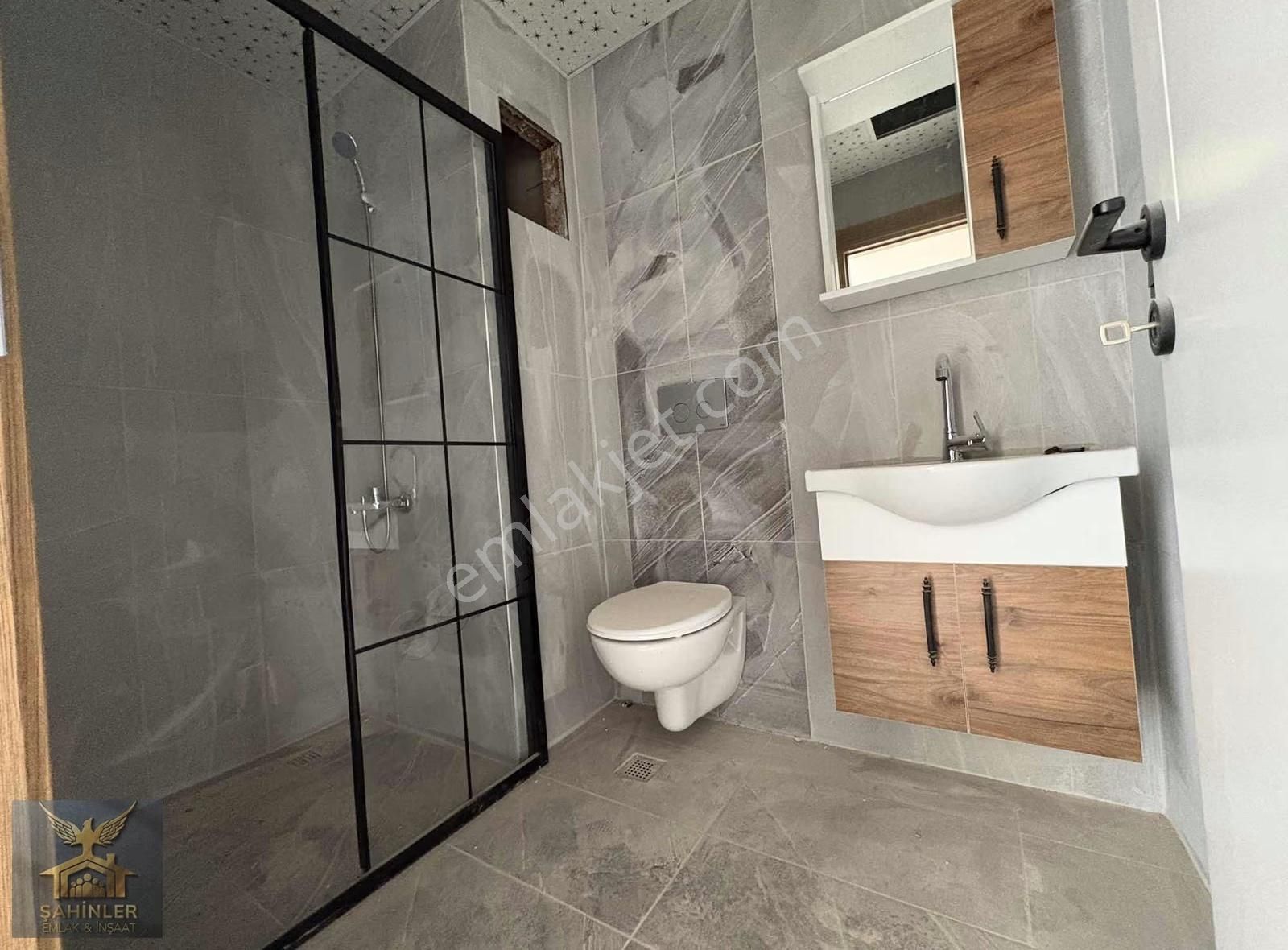 Aydoğmuş'da Havuzlu Site İçerisinde Katta Sıfır 2+1 100m2 Daire - Görsel 25