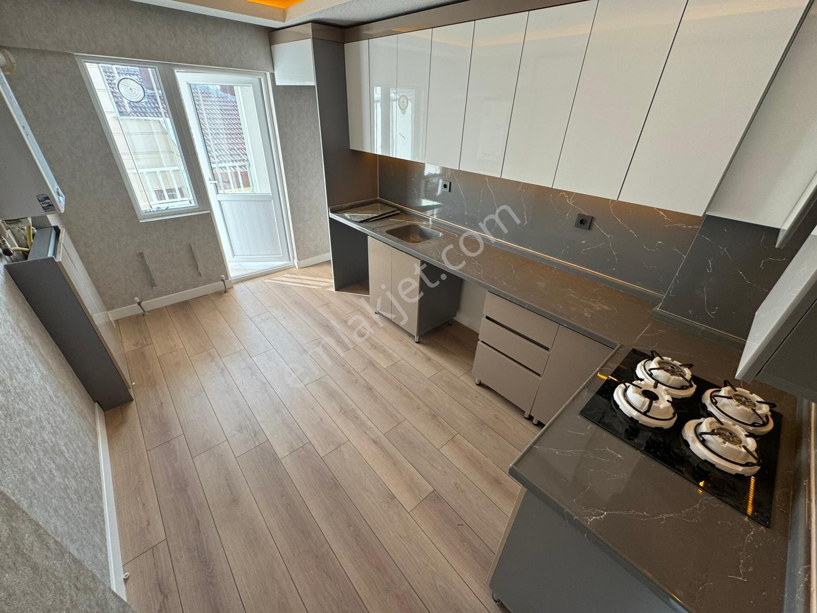 K.ören Sancaktepe Mah. Full Yapılı Katta Geniş 3+1 Satılık Daire - Görsel 2