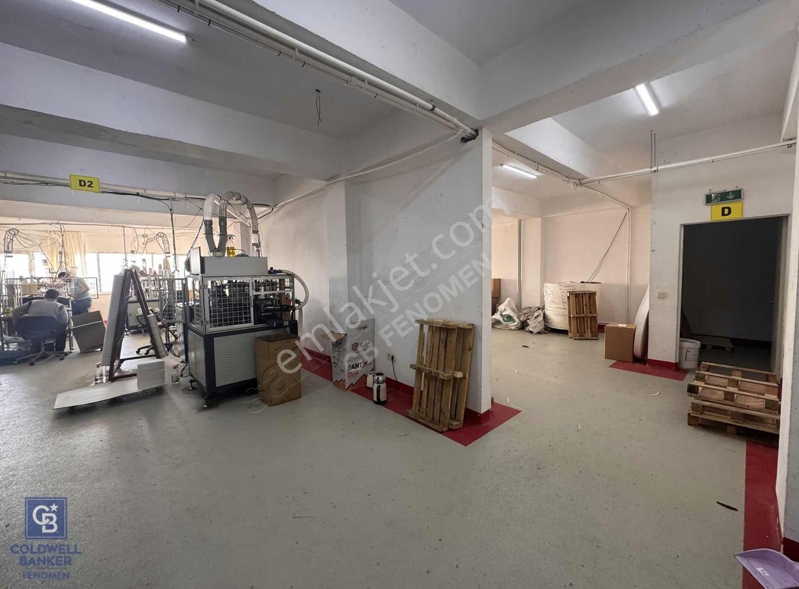 Sultanbeyli Aytop Gıda Sitesi'nde İmalata Uygun 950 M2 Depo - Görsel 31