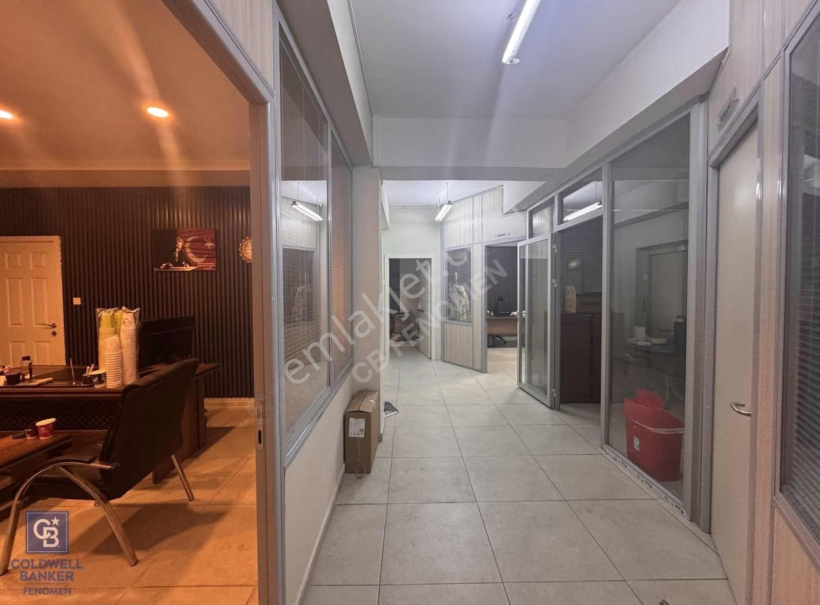 Sultanbeyli Aytop Gıda Sitesi'nde İmalata Uygun 950 M2 Depo - Görsel 11