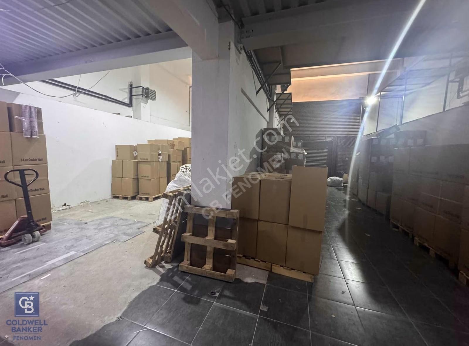 Sultanbeyli Aytop Gıda Sitesi'nde İmalata Uygun 950 M2 Depo - Görsel 3