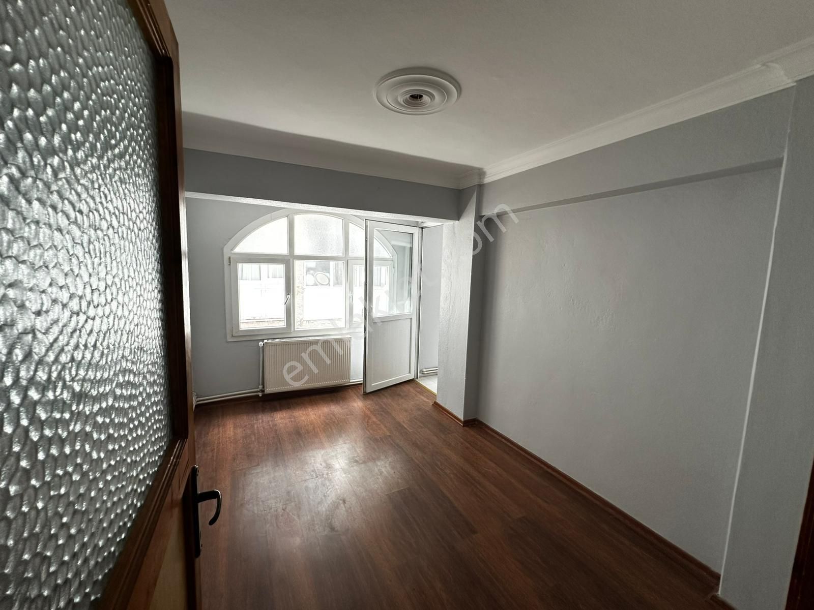 Buca Barış Mahallesinde//vergidairesi Yakını//4katlı Bina2.katı//130m2//3+1/geniş Balkonlu/ferah Da - Görsel 23