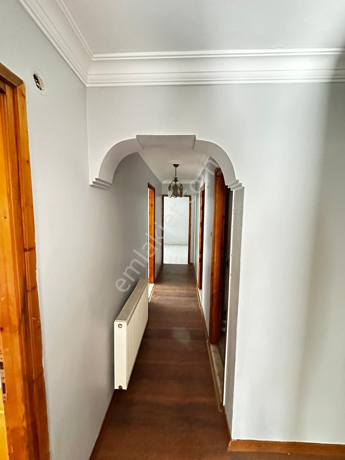 Buca Barış Mahallesinde//vergidairesi Yakını//4katlı Bina2.katı//130m2//3+1/geniş Balkonlu/ferah Da - Görsel 3