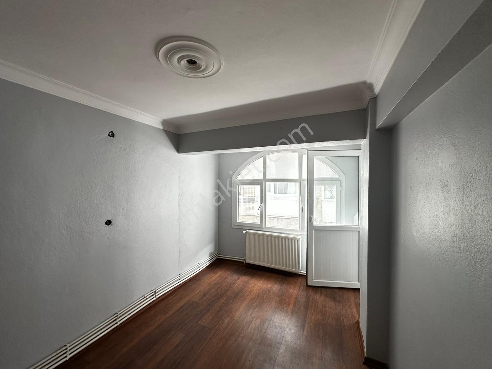 Buca Barış Mahallesinde//vergidairesi Yakını//4katlı Bina2.katı//130m2//3+1/geniş Balkonlu/ferah Da - Görsel 22