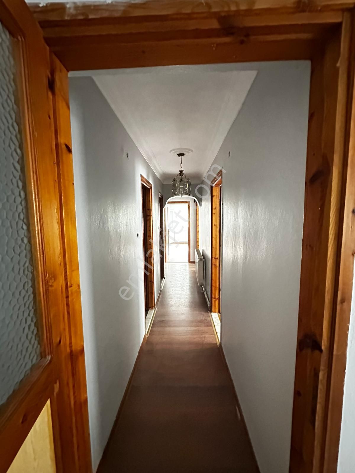 Buca Barış Mahallesinde//vergidairesi Yakını//4katlı Bina2.katı//130m2//3+1/geniş Balkonlu/ferah Da - Görsel 21