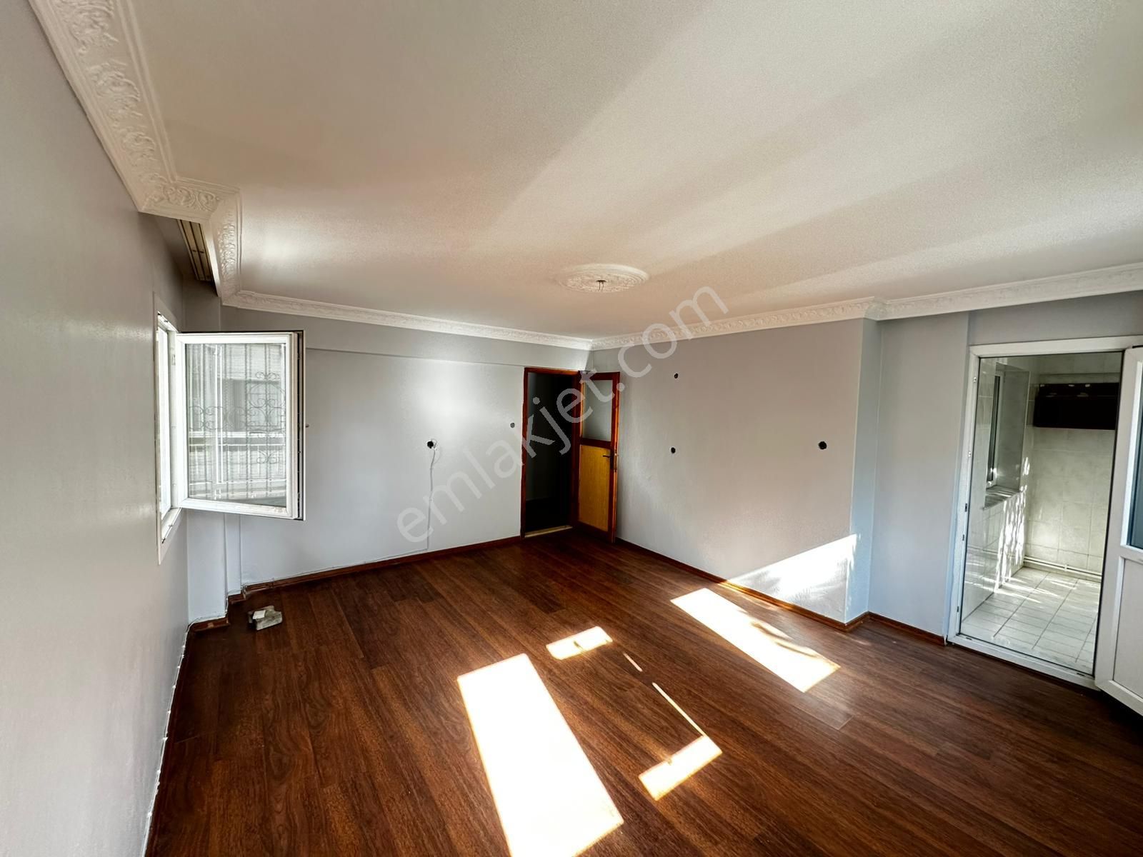 Buca Barış Mahallesinde//vergidairesi Yakını//4katlı Bina2.katı//130m2//3+1/geniş Balkonlu/ferah Da - Görsel 16