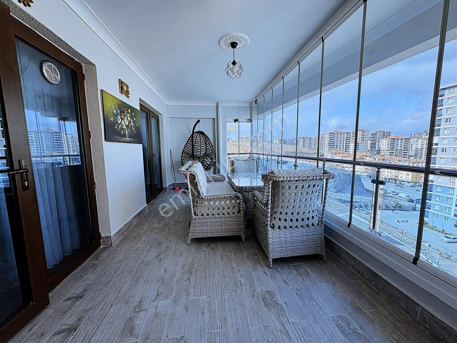 İmir Emlak'tan Ultralüx Sitede G.odalı 13.kat Manzaralı 4+1daire - Görsel 27