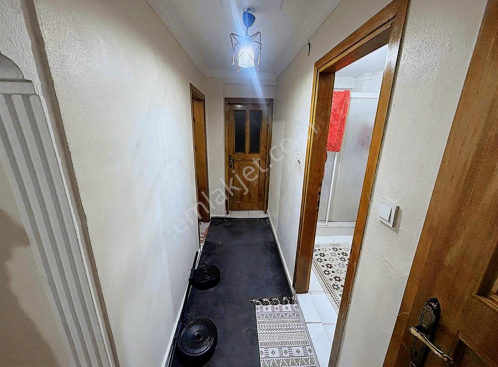 Bayrampaşa Orta Mah. Merkezi Konumda Satılık Y.bodrum Daire - Görsel 4