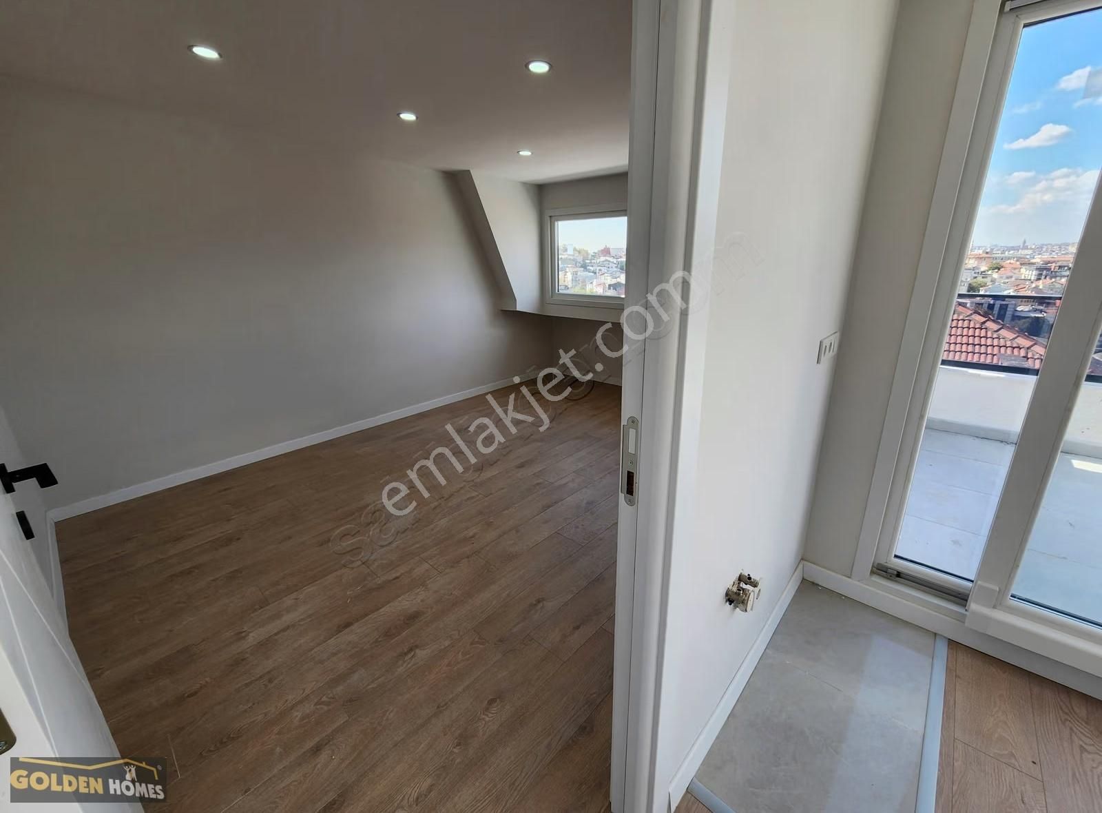 Golden Homes'tan Üsküdar Merkezde Boğaz Manzaralı 3+2 Dubleks - Görsel 12