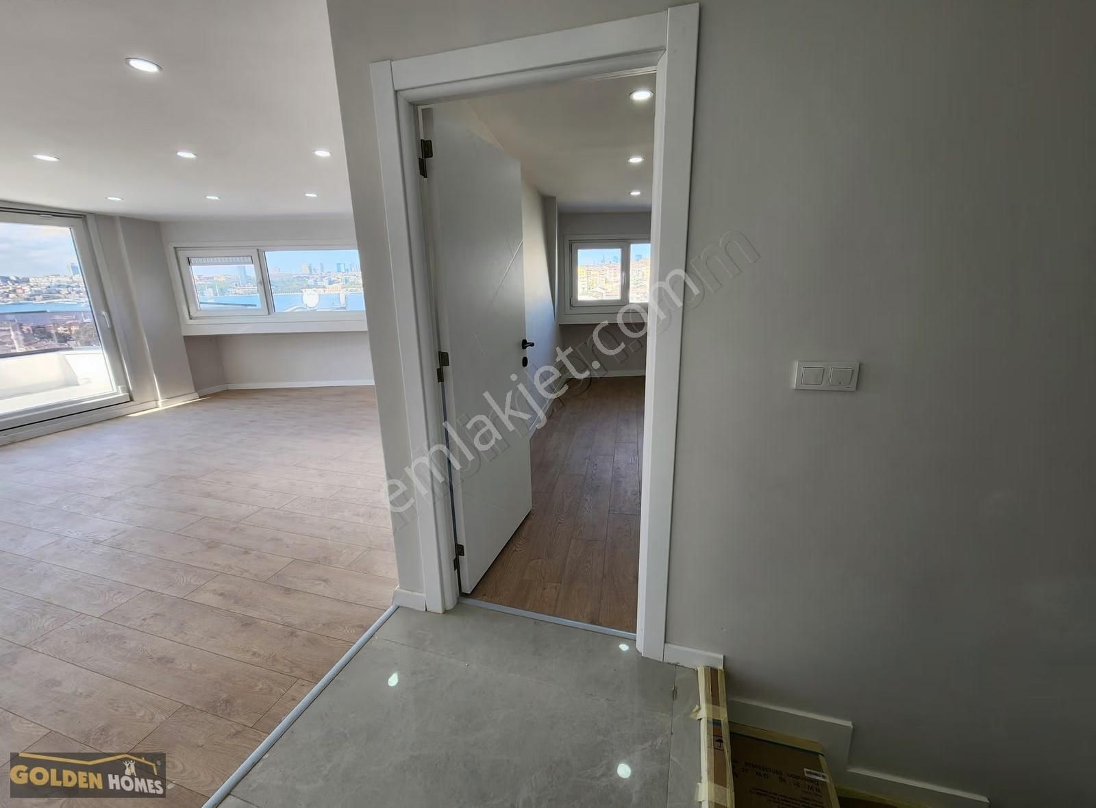 Golden Homes'tan Üsküdar Merkezde Boğaz Manzaralı 3+2 Dubleks - Görsel 21