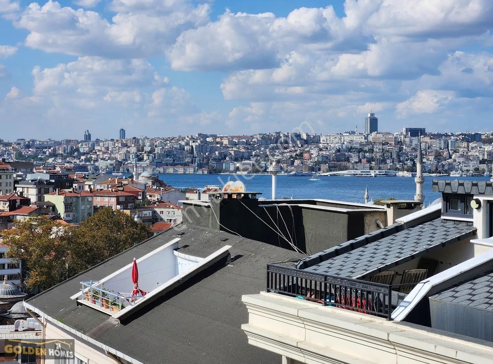 Golden Homes'tan Üsküdar Merkezde Boğaz Manzaralı 3+2 Dubleks - Görsel 3