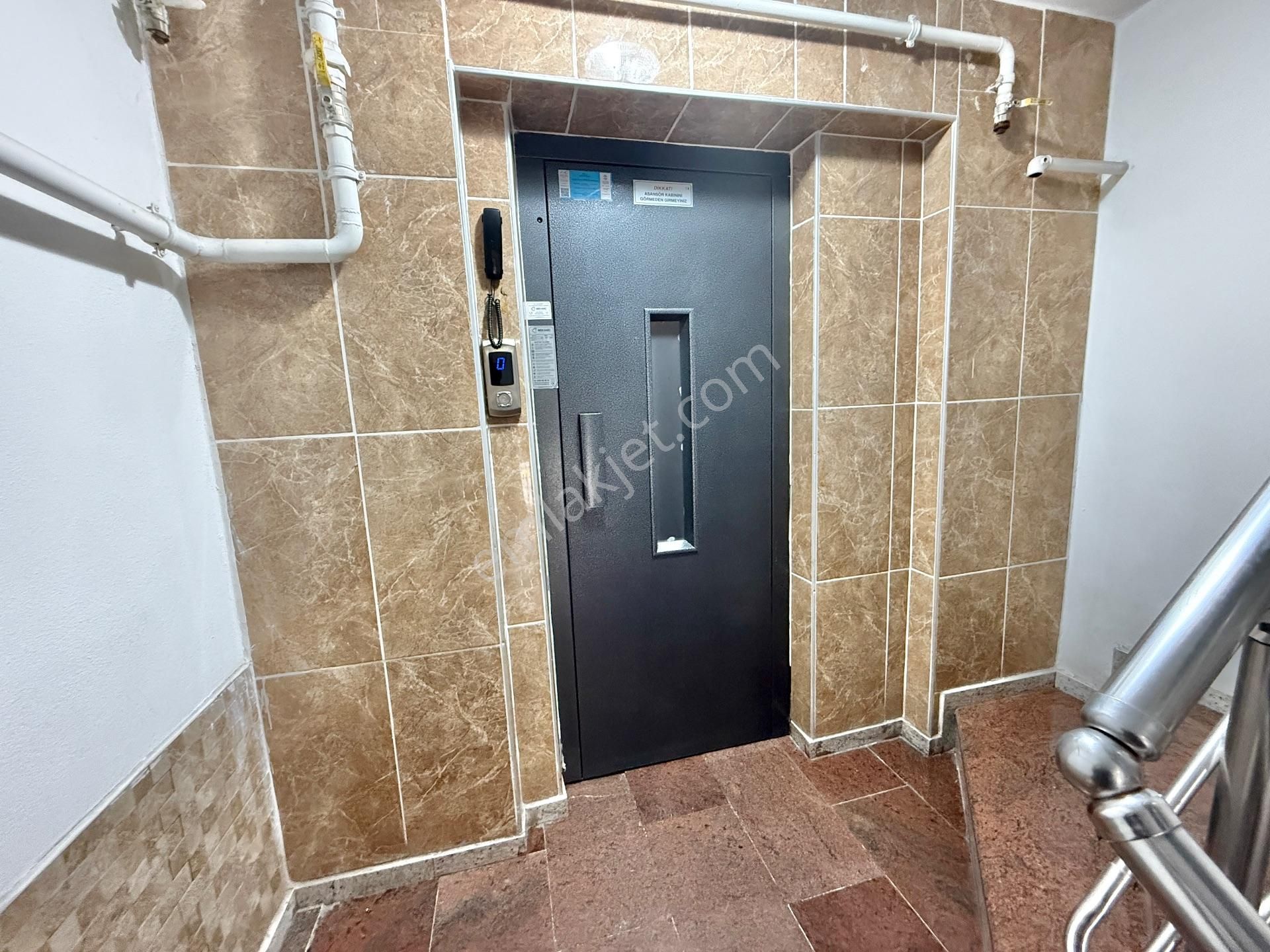 Yalova'nın Merkezinde Kiralık Çatı Katı Dubleks Daire - Görsel 7