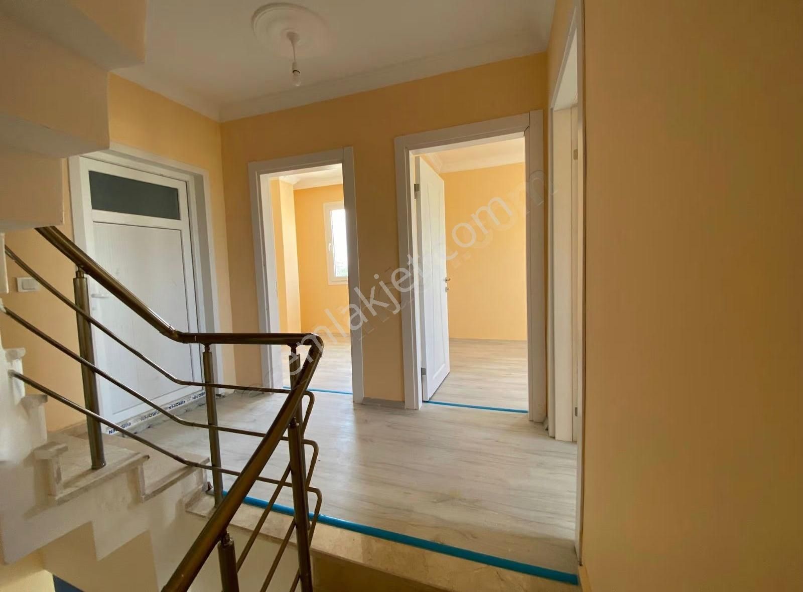 Sıfır İskanlı 3+1 Villa Yapılaşma İçerisinde Denize 500 Metre. - Görsel 29