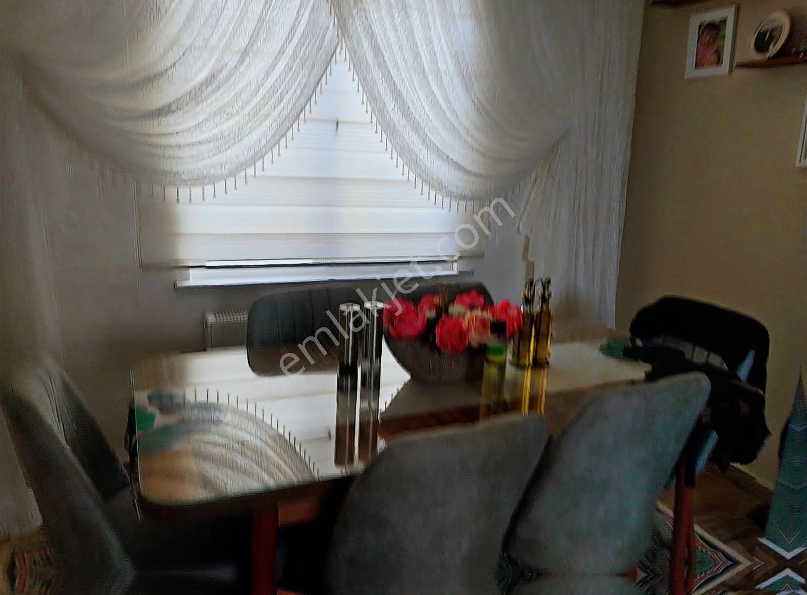 Müstakil Masrafsız Krediye Uygun İskanlı 3 Katlı 4+1 Villa - Görsel 26