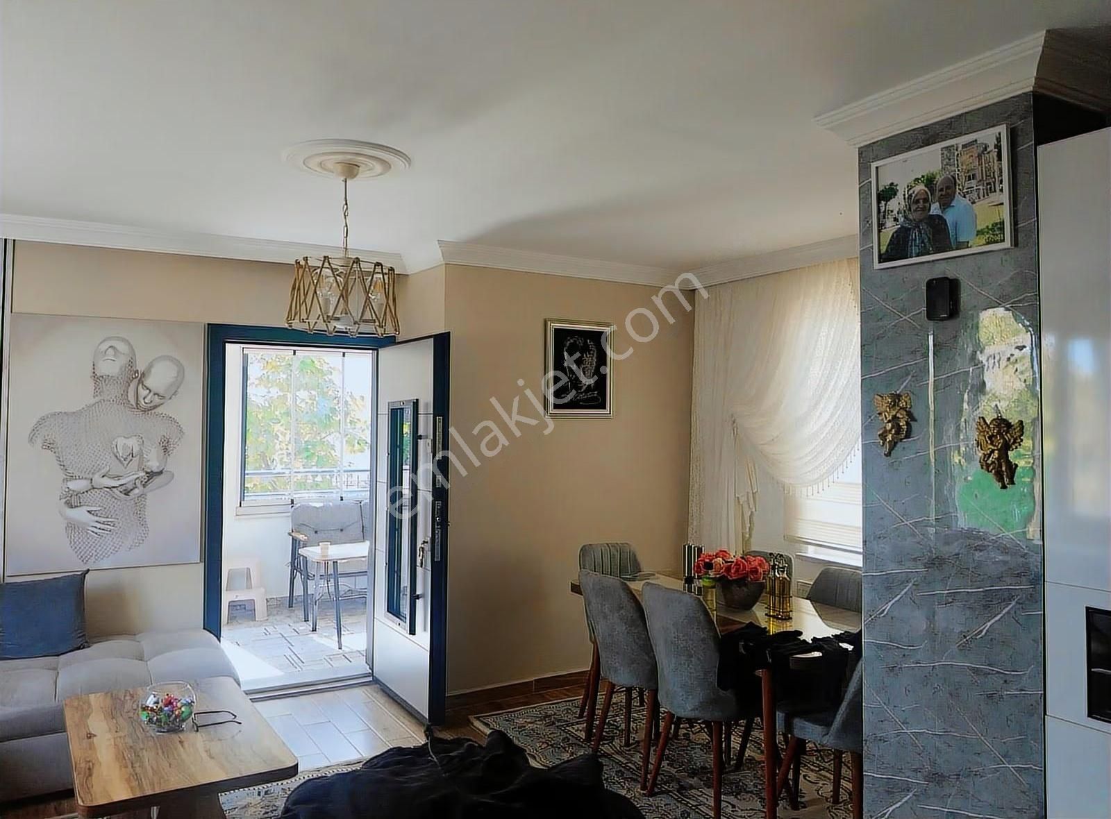 Müstakil Masrafsız Krediye Uygun İskanlı 3 Katlı 4+1 Villa - Görsel 17