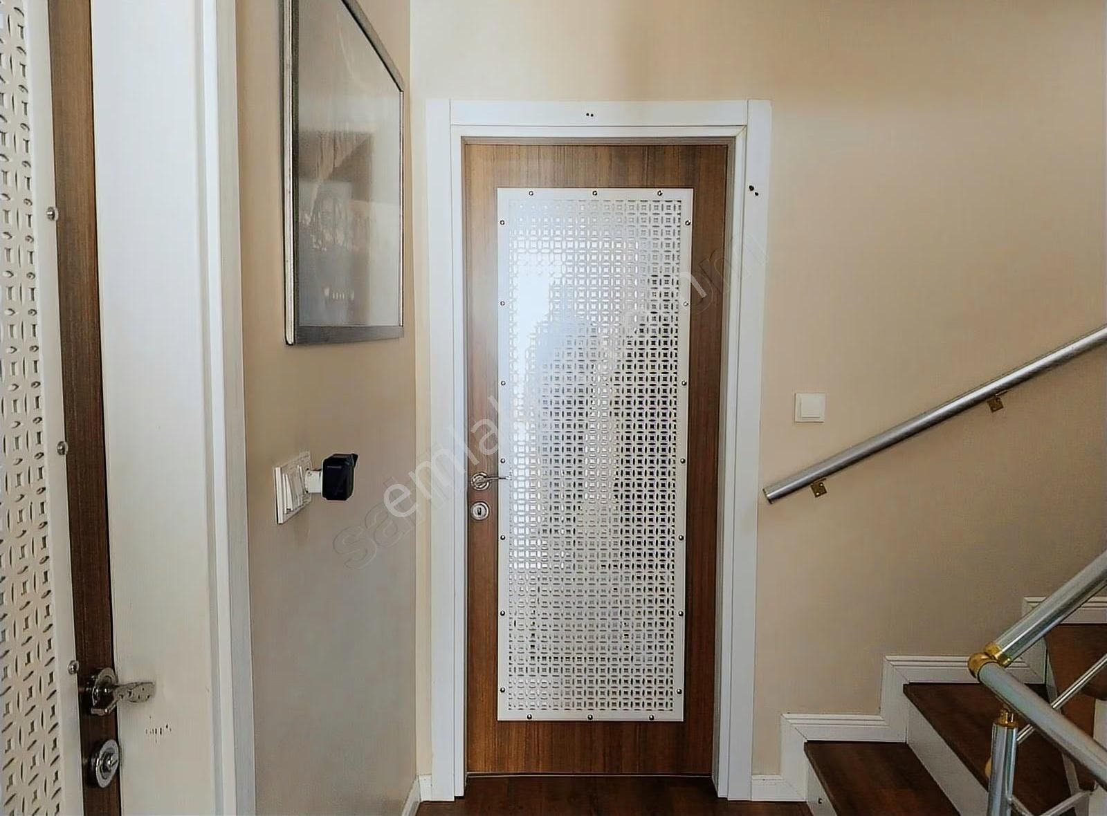 Müstakil Masrafsız Krediye Uygun İskanlı 3 Katlı 4+1 Villa - Görsel 10