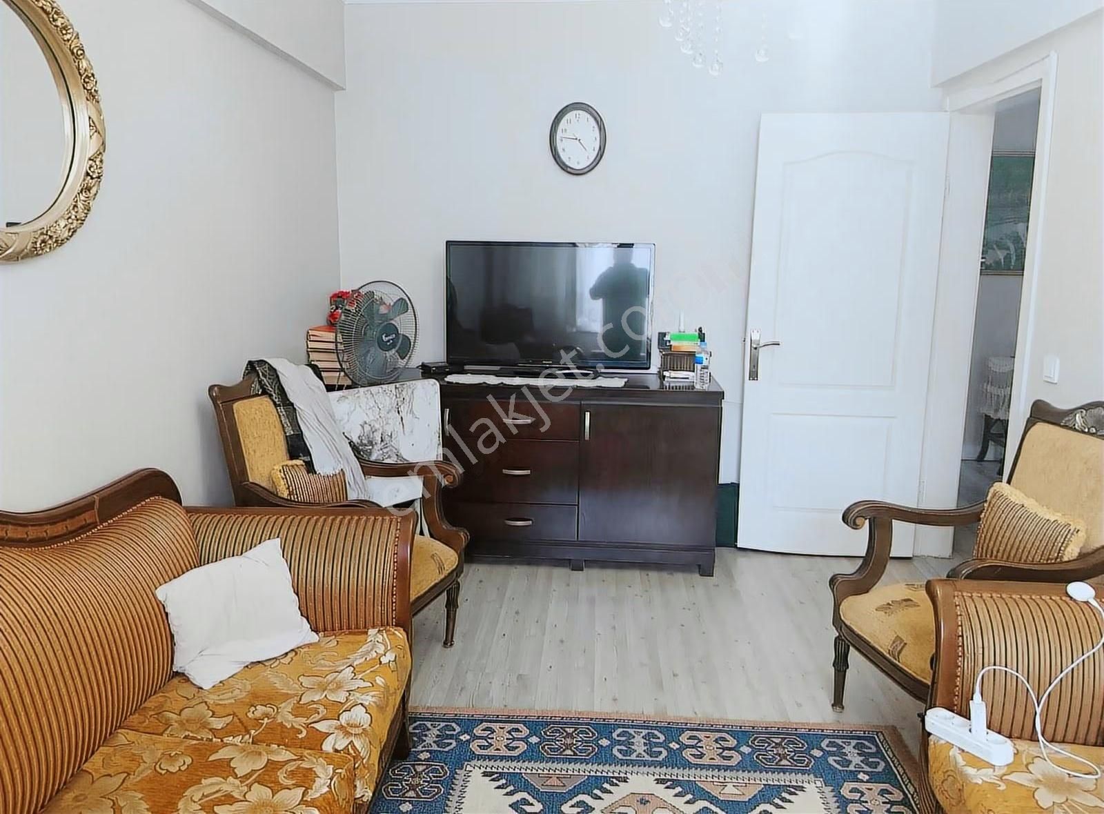 Satılık 3+1 İskanlı Havuz Cephe Merkezi Lokasyonda Daire 150 M2 - Görsel 18