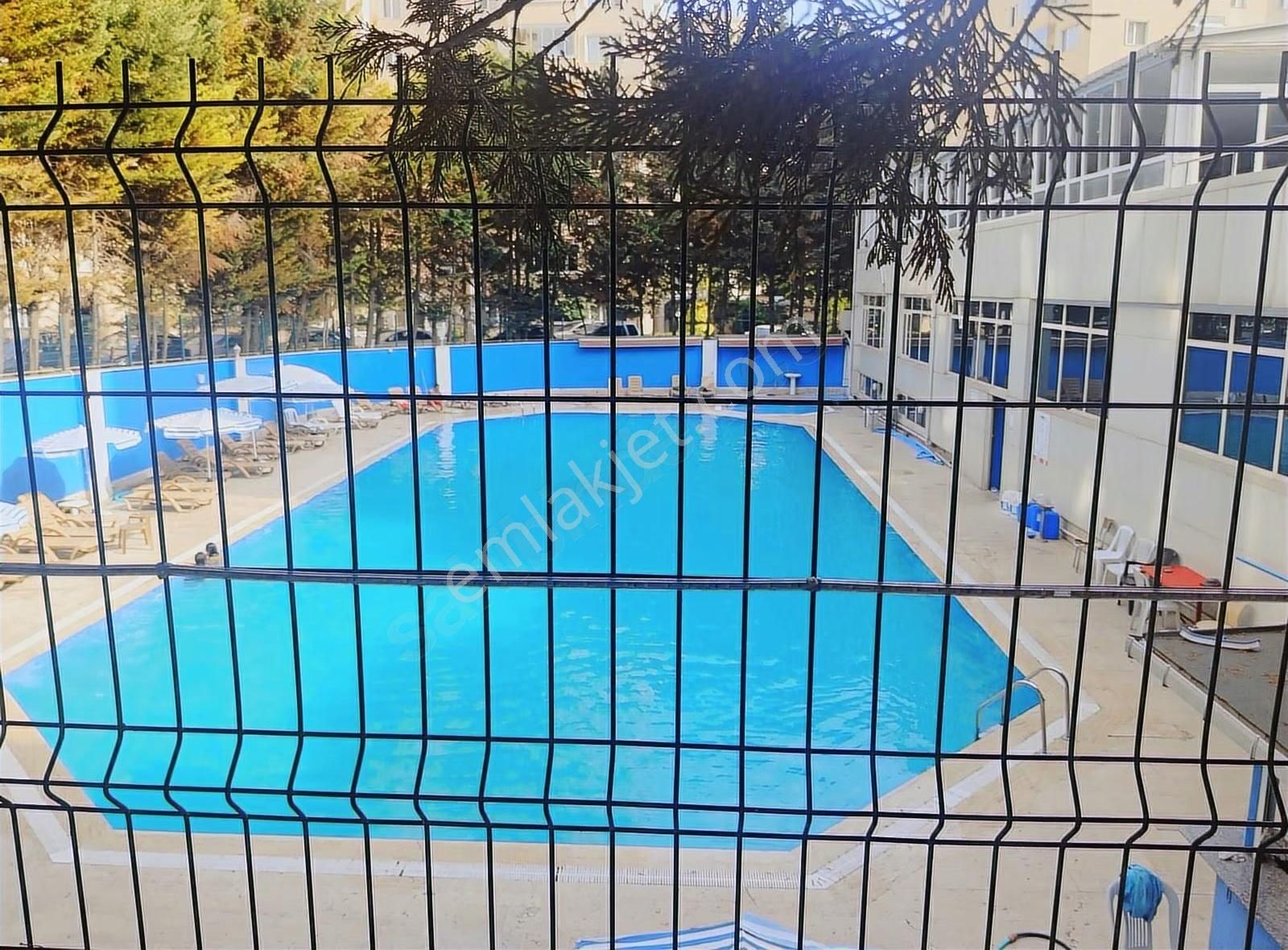 Satılık 3+1 İskanlı Havuz Cephe Merkezi Lokasyonda Daire 150 M2 - Görsel 31