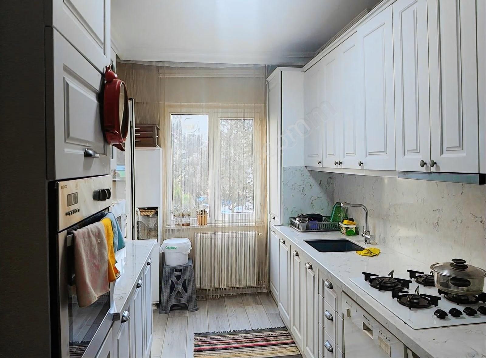 Satılık 3+1 İskanlı Havuz Cephe Merkezi Lokasyonda Daire 150 M2 - Görsel 13