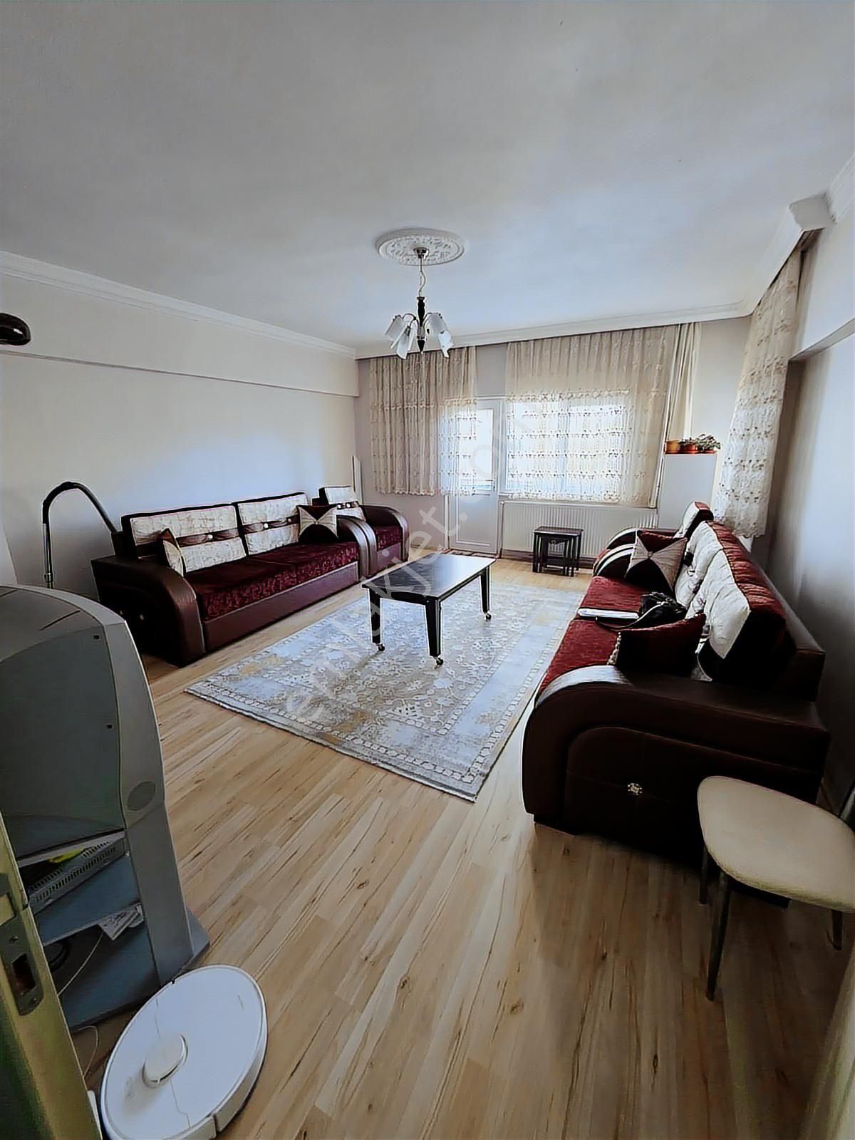 Selimiye De Çok Güzel Konum Da Temiz Daire - Görsel 3