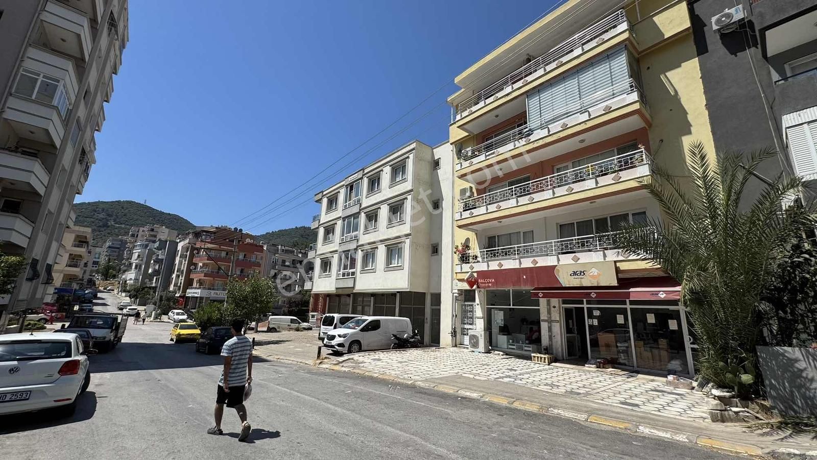 Baven'den Teleferik Mah'de 175 M2 Her Katta Tek Daire Geniş 3+1 - Görsel 17