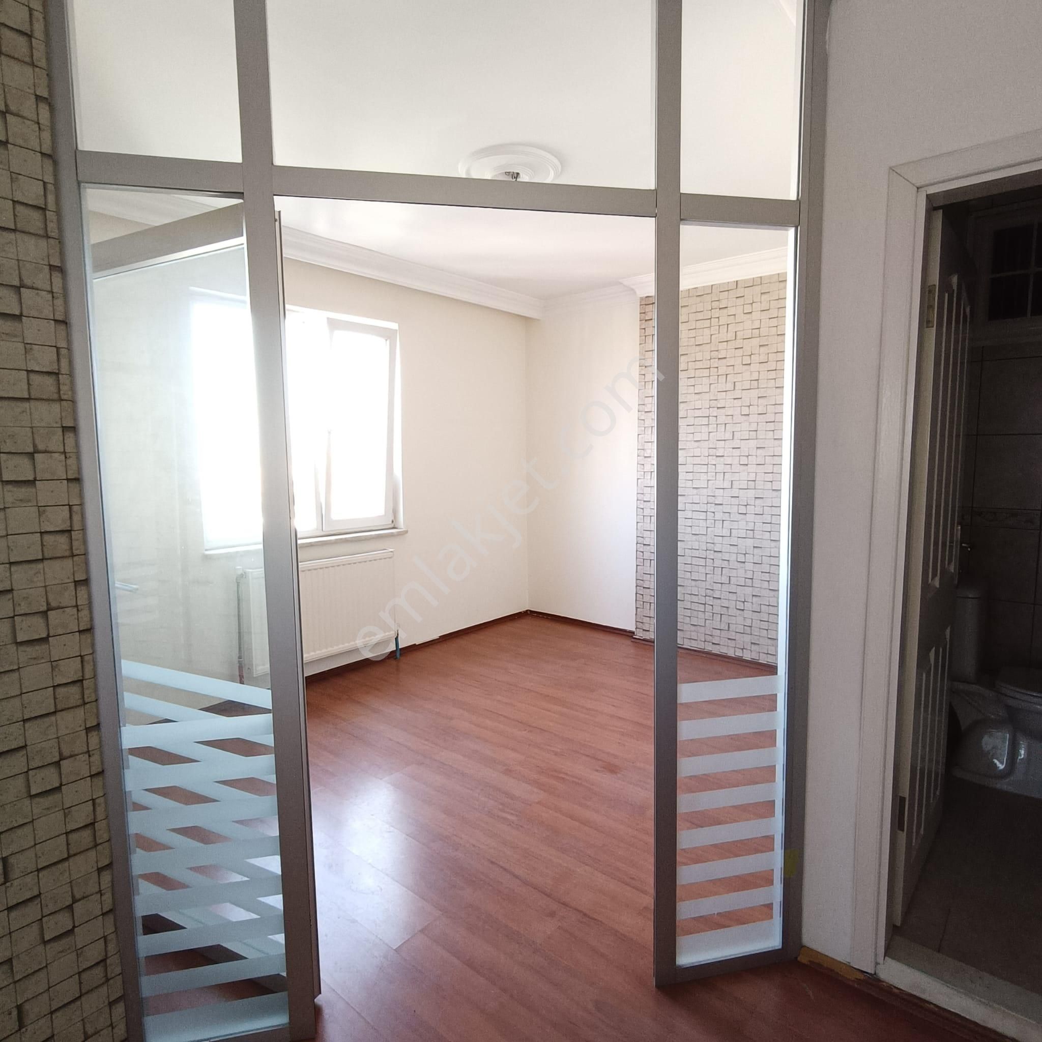 Remax Advantage'den Beşevler Merkezde Kıralık Ofıs - Görsel 10