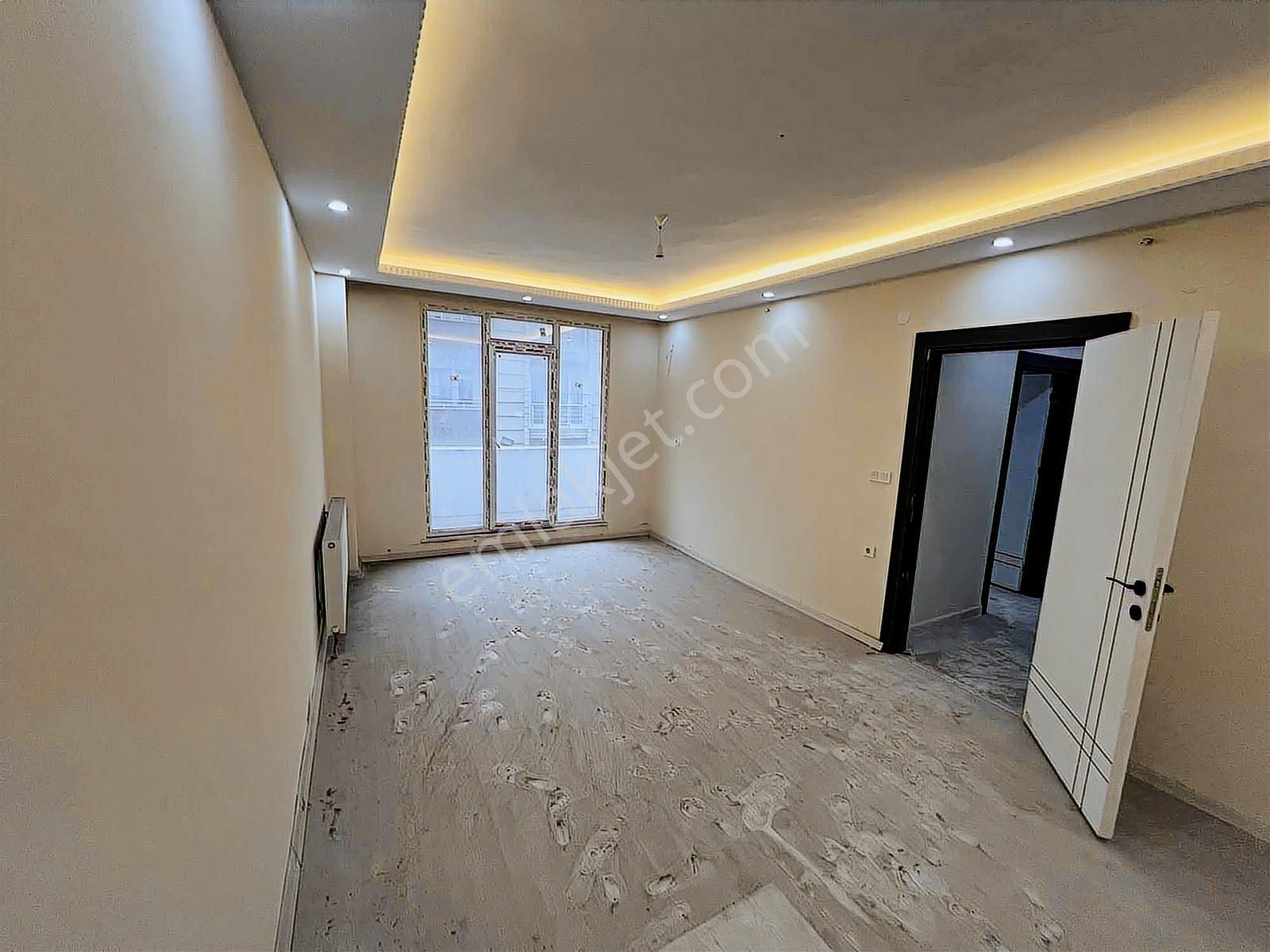 Ararat'tan Esenler Tuna Vadi Sitesinde Satılık 2+1fırsat Daire