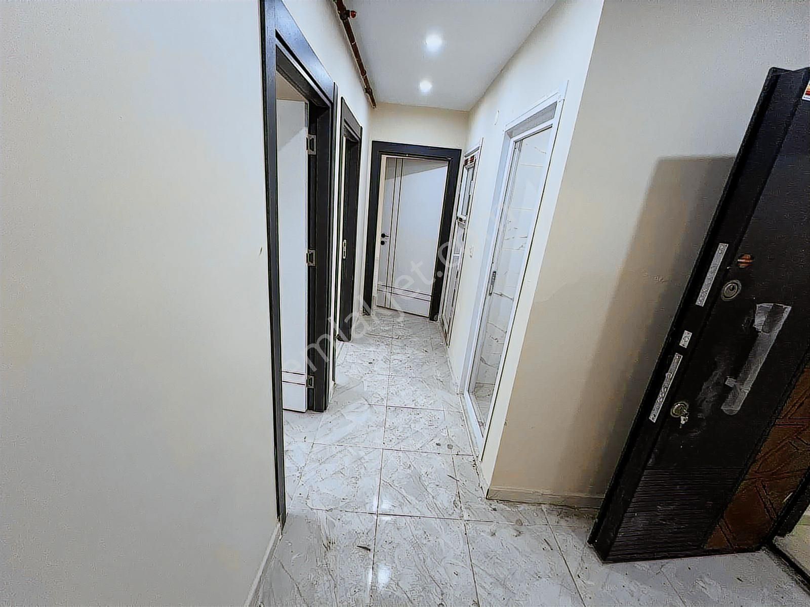 Ararat'tan Esenler Tuna Vadi Sitesinde Satılık 2+1fırsat Daire - Görsel 2