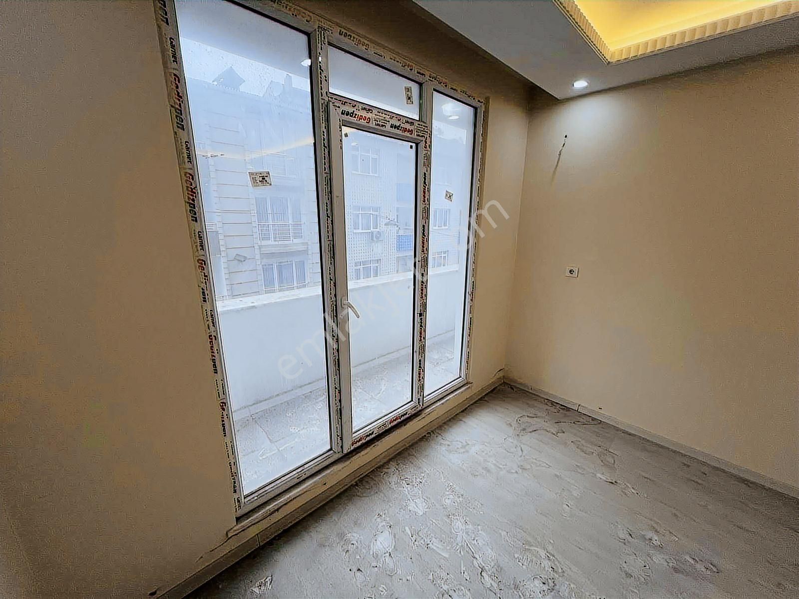 Ararat'tan Esenler Tuna Vadi Sitesinde Satılık 2+1fırsat Daire - Görsel 7