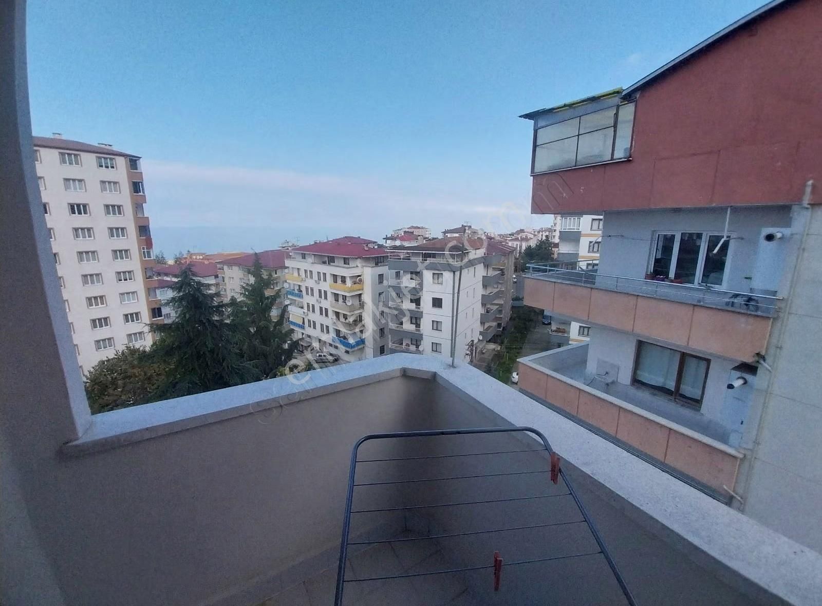 Aydınlıkevlerde 3+1 Deniz Manzaralı Daire - Görsel 5