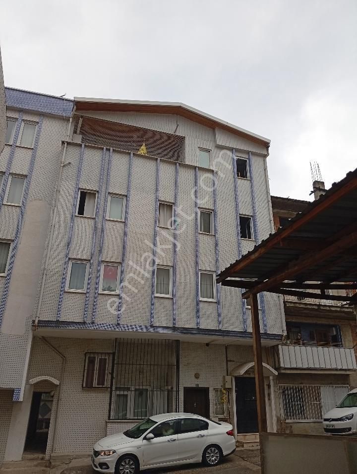 Asker Emlaktan Dikkaldırımda Kiralik - Görsel 2
