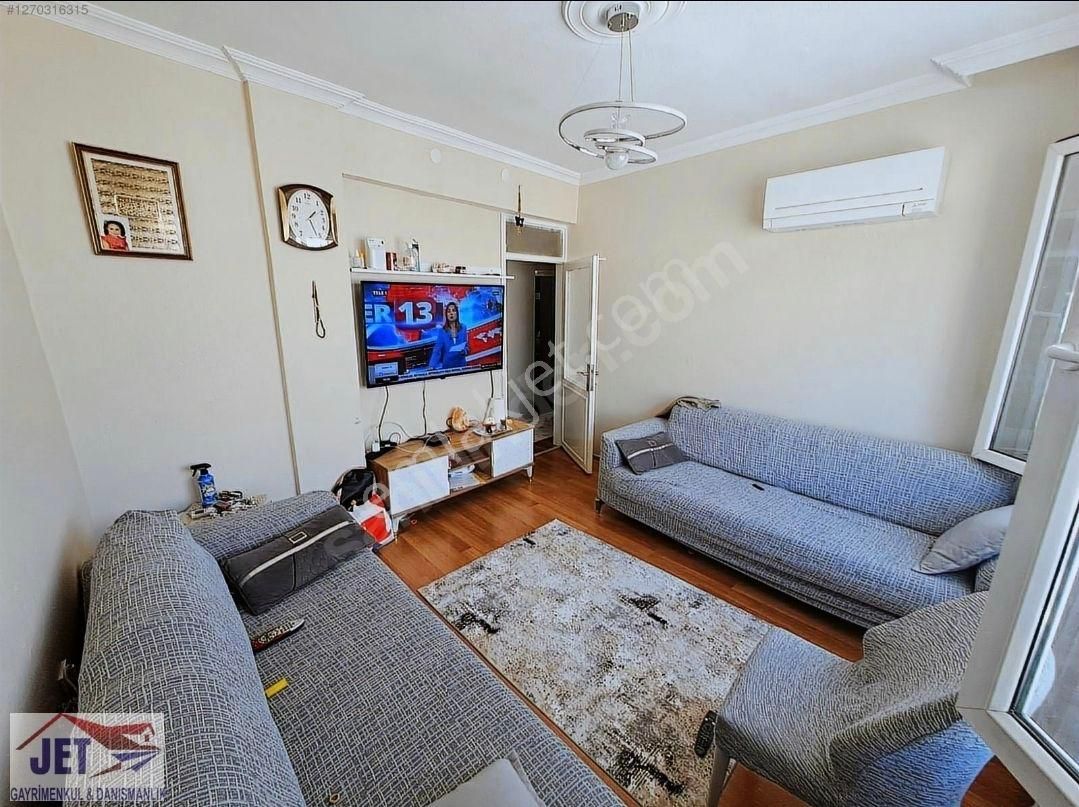 Buca Hürriyet Mahallesinde Halk Bankası Yakını//izbana5dk//caddeüzeri/5.kat/2+1 Masrafsız Daire - Görsel 4