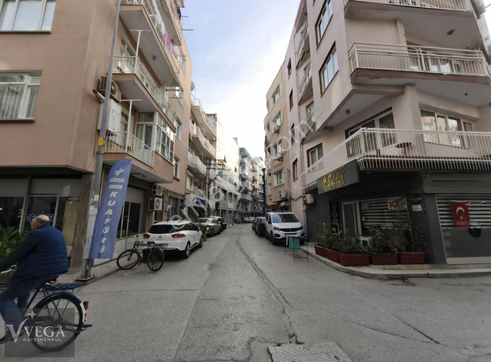 Menemen Merkez 2+1 Asansörlü Kiralık Daire - Görsel 10