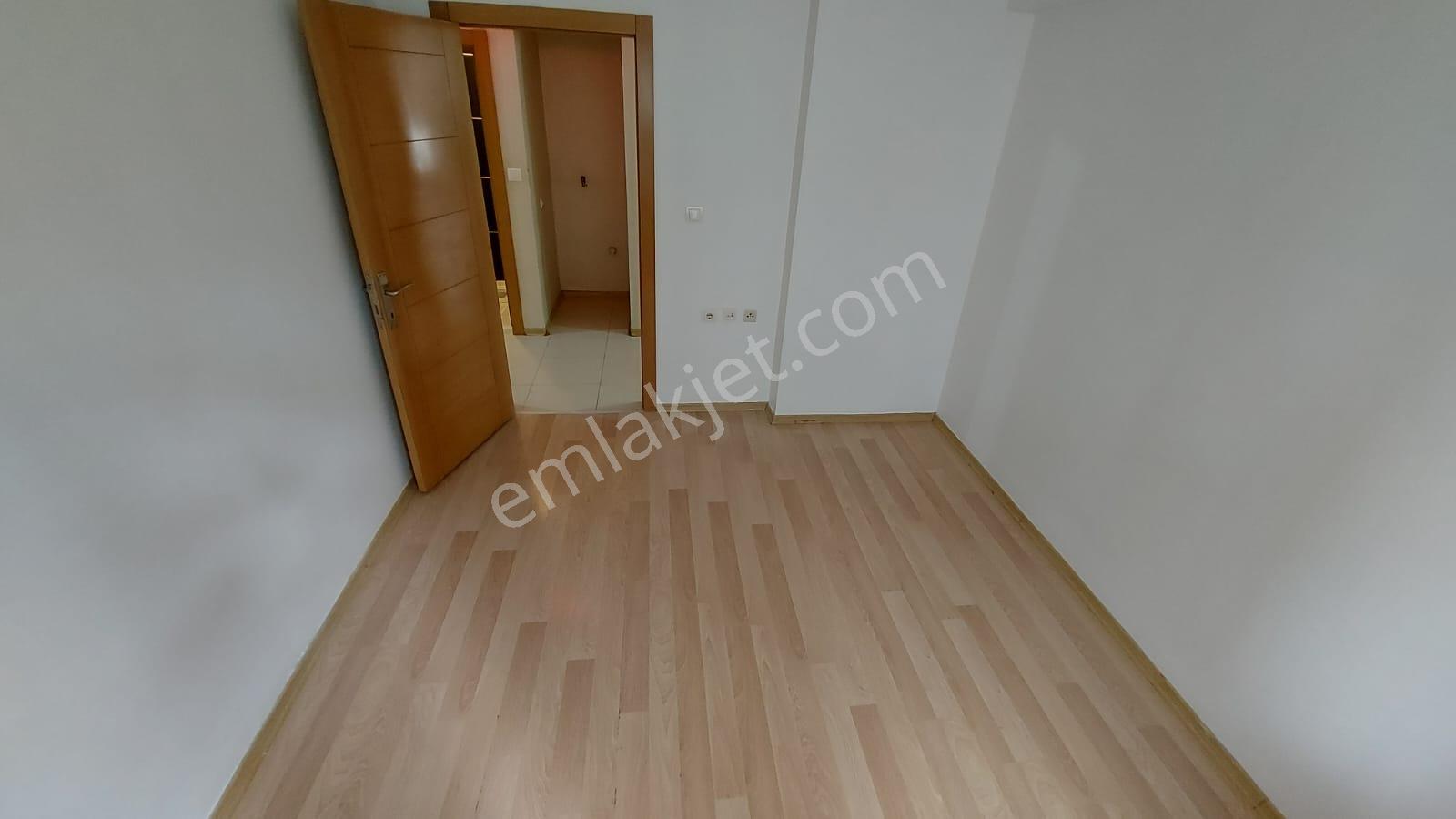 Aktepede Asansörlü 4+1 Daire - Görsel 25