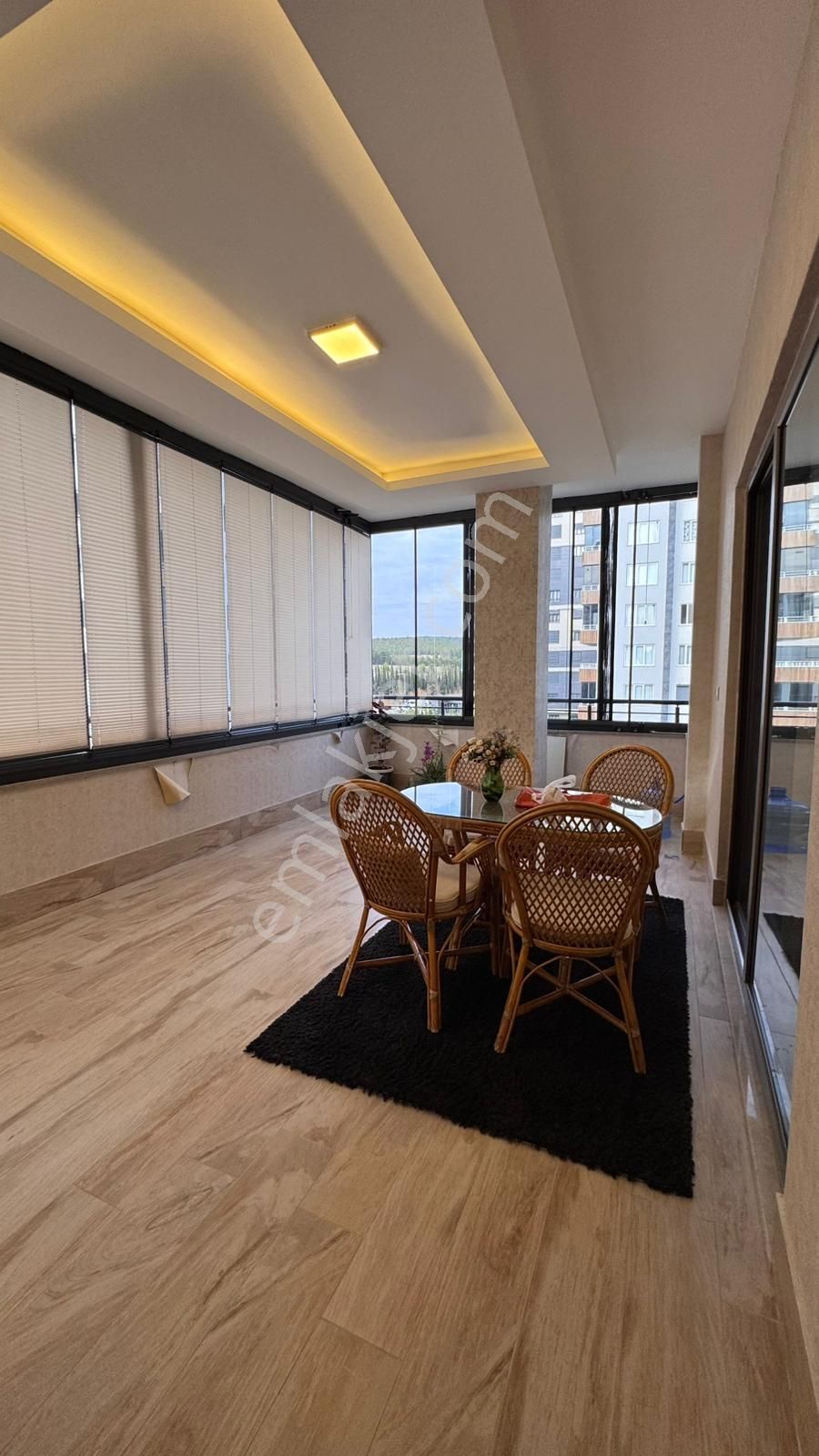 Şehirgösterende Geniş Metrajlı Satılık 5+1 Prestijli Yaşam - Görsel 9