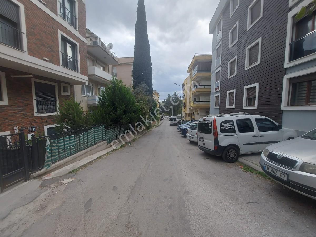 Yaylacık Mah. 2+0 Doğalgazlı,eşyalı,balkonlu 2+0 Kiralık Daire - Görsel 3