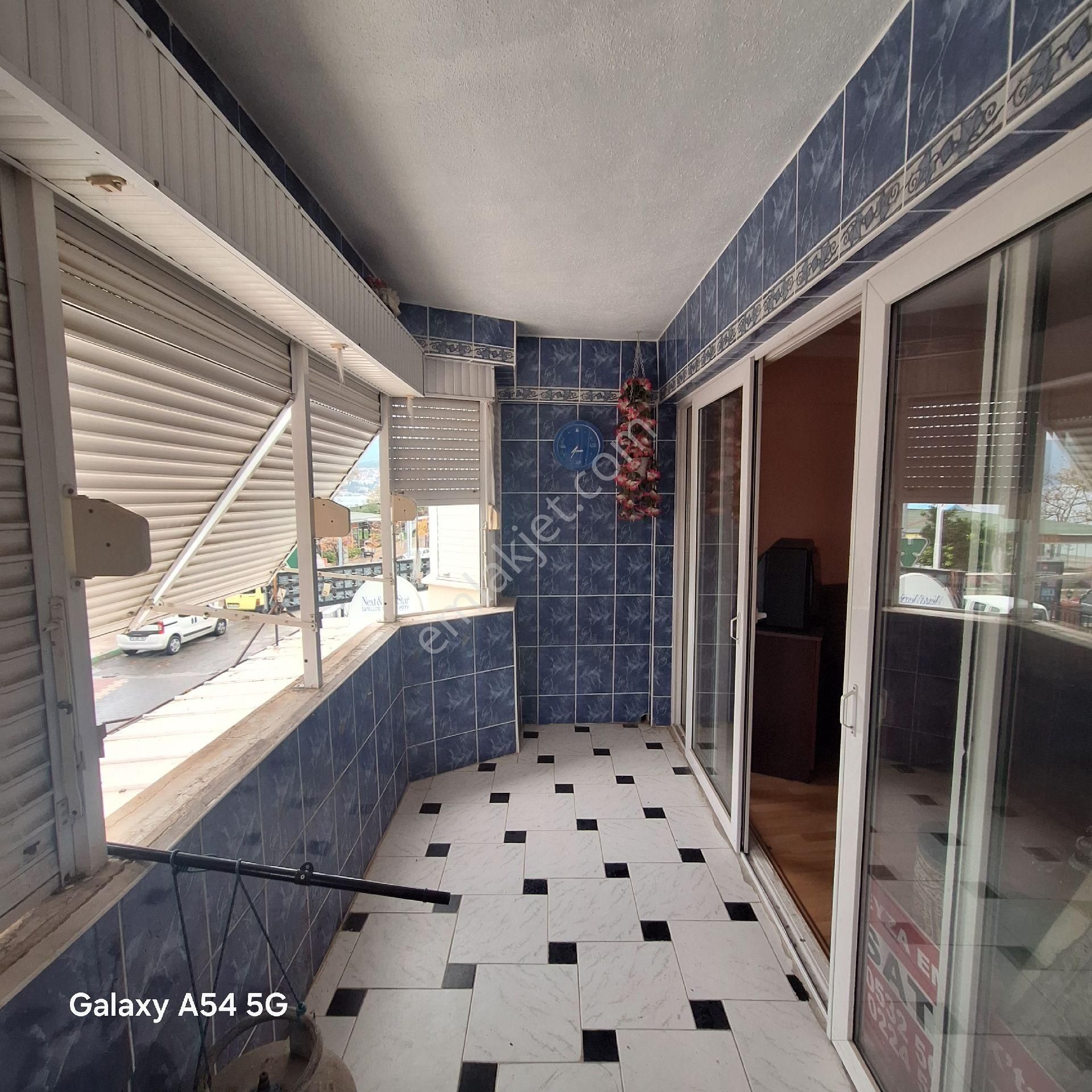 Gemlik K.kumla Feyza Emlaktan Satılık Denize Sıfır Daire - Görsel 6