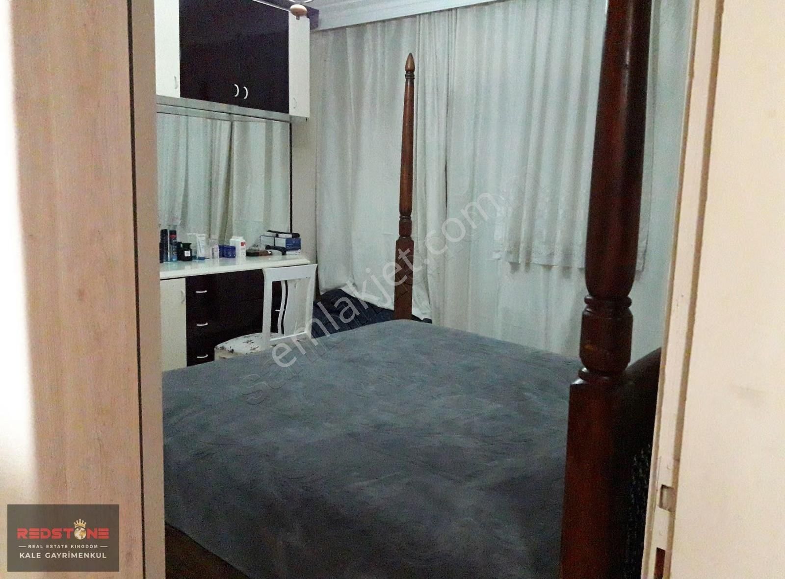 Esenler Dilek-2 Sitesi Boğaz+full Deniz Manzaralı Satılık 3+1 D.