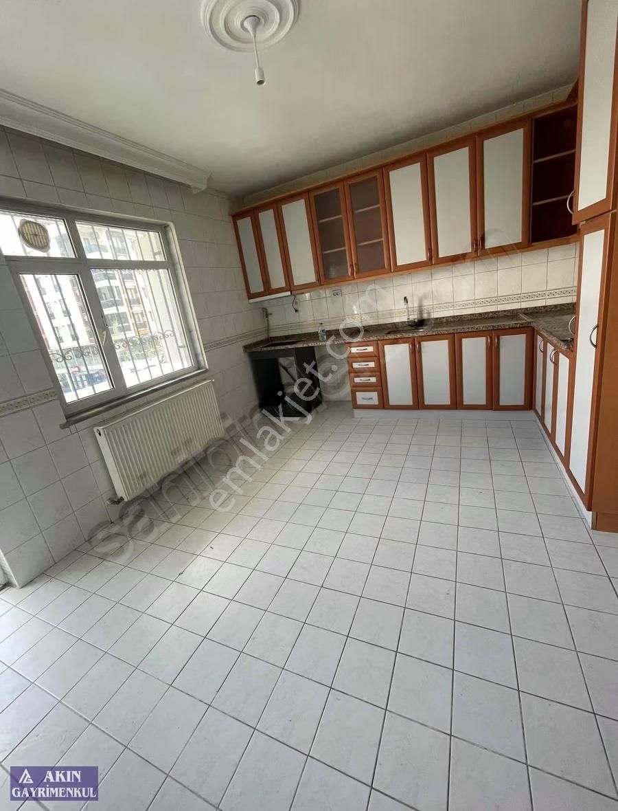 Beylikdüzü Yakuplu'da 2+1 130m2 Kiralık Daire - Görsel 11