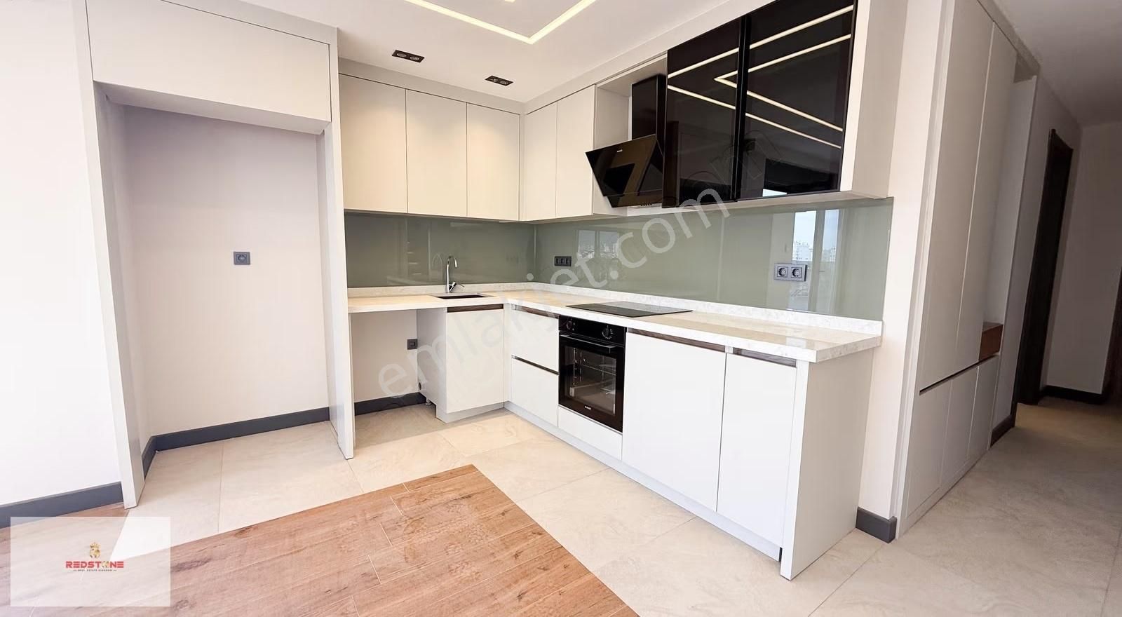 Işıklar Caddesinde Ebeveyn Banyolu 3+1 Dubleks Satılık Daire - Görsel 22