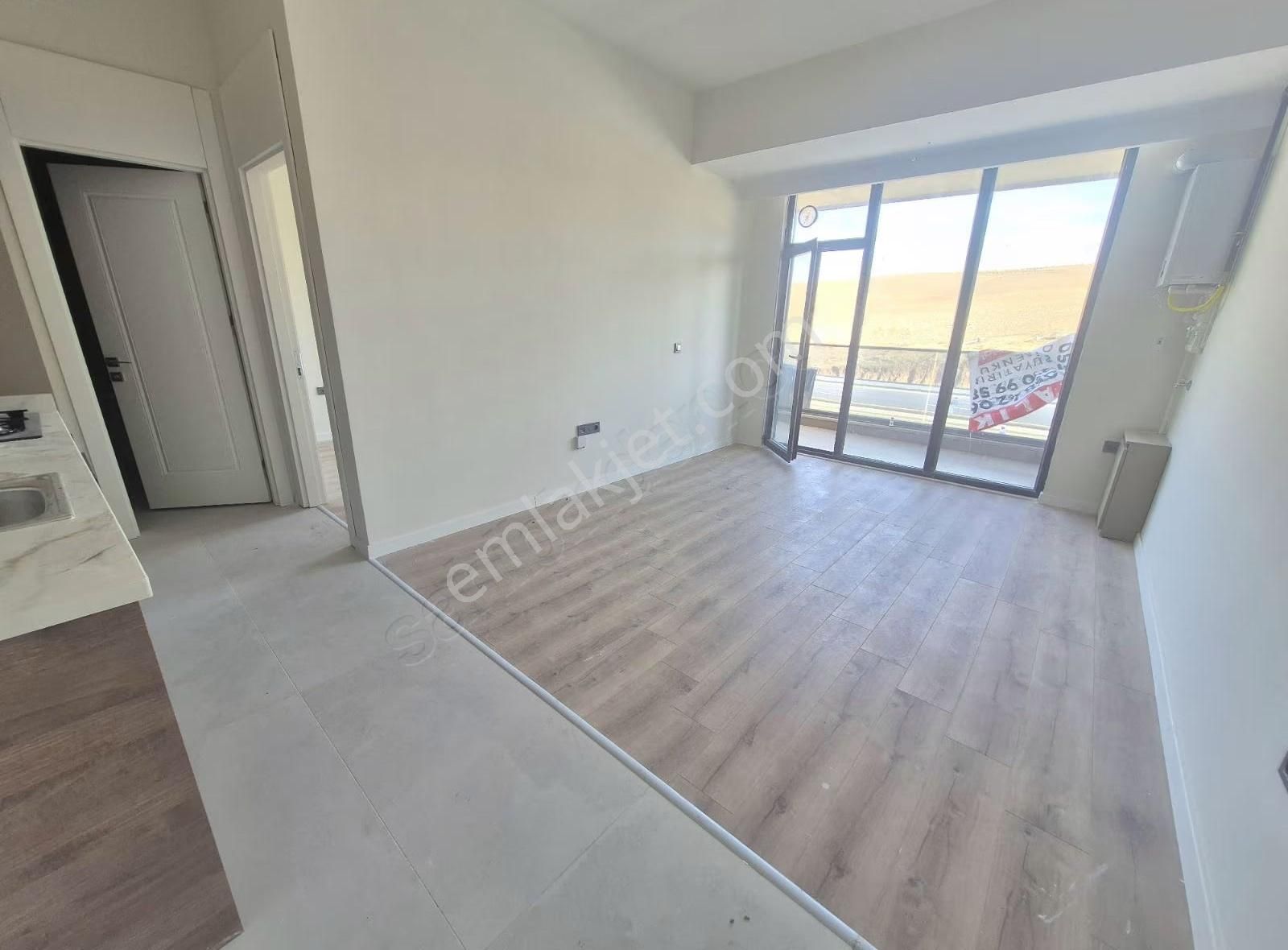 Gölbaşının Seçkin Projesinde Ara Kat 1+1 Kiralık Daire - Görsel 14