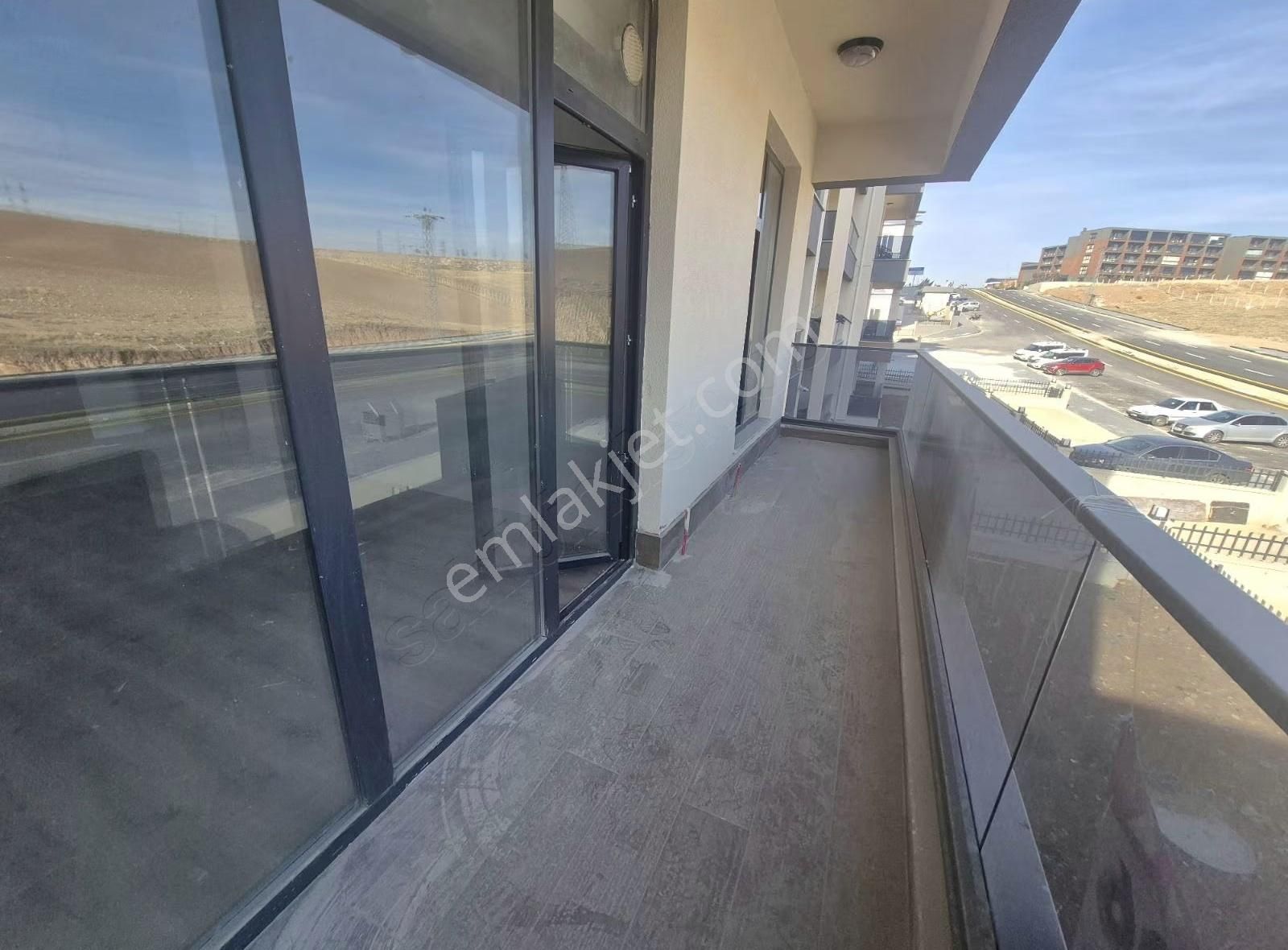 Gölbaşının Seçkin Projesinde Ara Kat 1+1 Kiralık Daire - Görsel 15